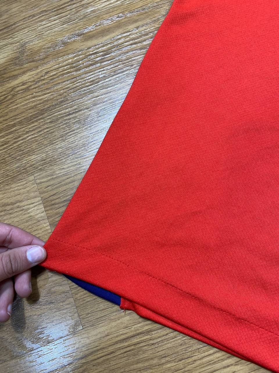 Nike × Vintage 90s Nike Central Swoosh Vintage Y2K Oversized Retro T-Shirt Size US L / EU 52-54 / 3 - 7 Thumbnail