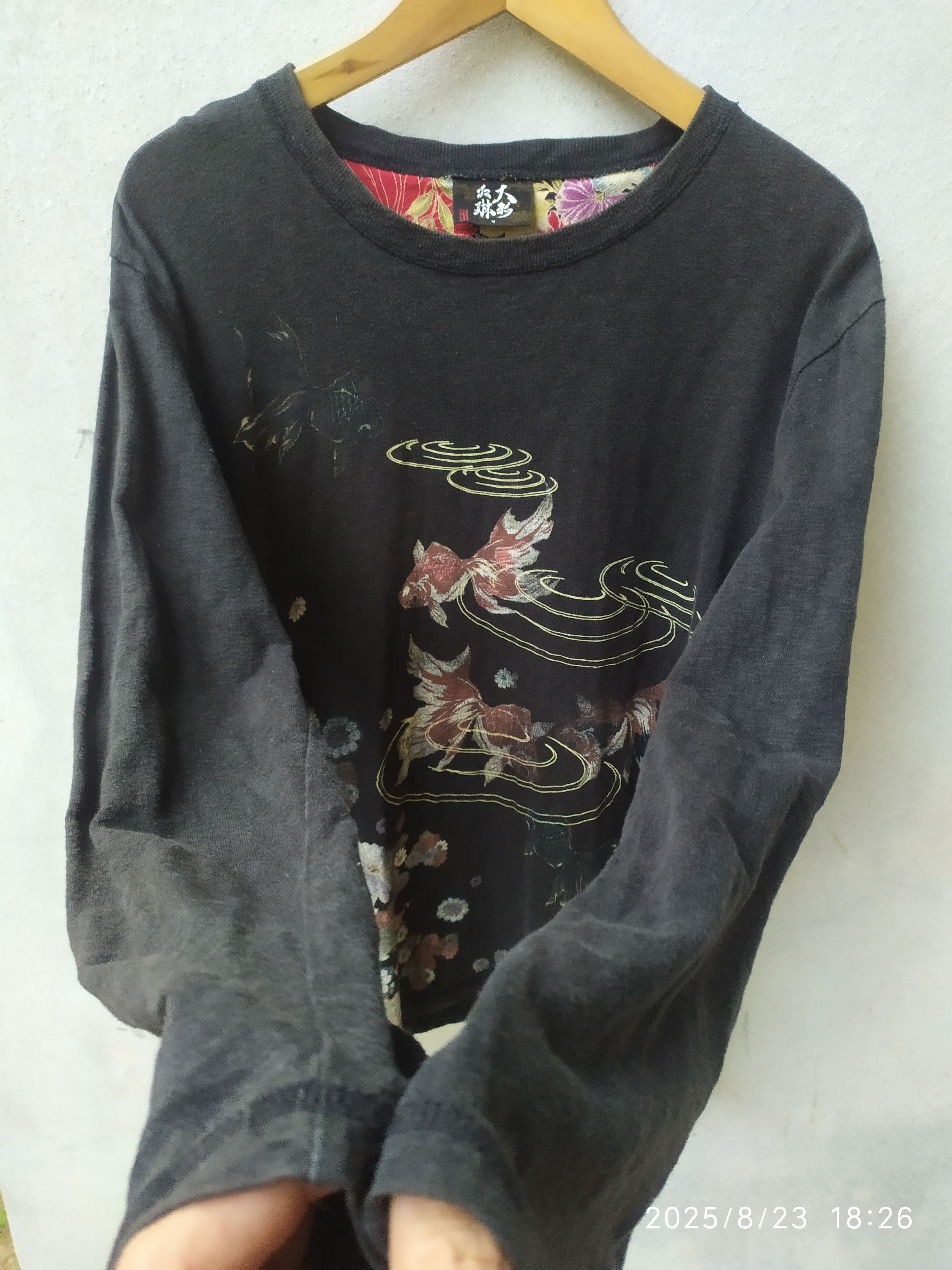 Japanese Brand Vintage Faded Sukajan Fish Floral Long Sleeve Shirt Size US M / EU 48-50 / 2 - 8 Thumbnail
