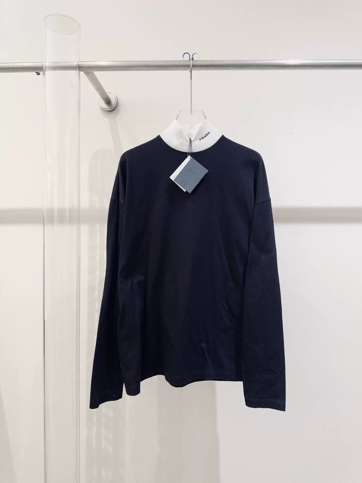 Prada Prada Black Long-Sleeve Top Size US S / EU 44-46 / 1 - 1 Thumbnail
