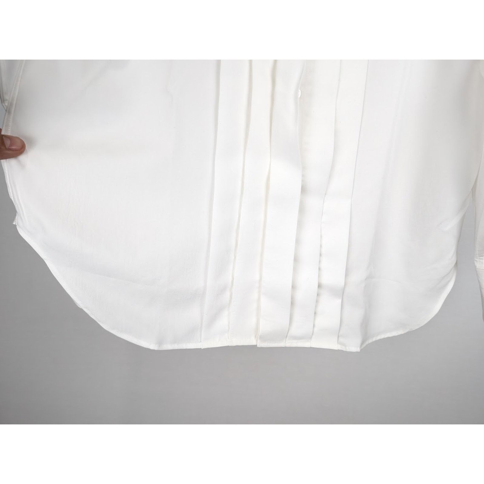 Tom Ford o1rshd1 Button Shirt in White Size US M / EU 48-50 / 2 - 7 Thumbnail