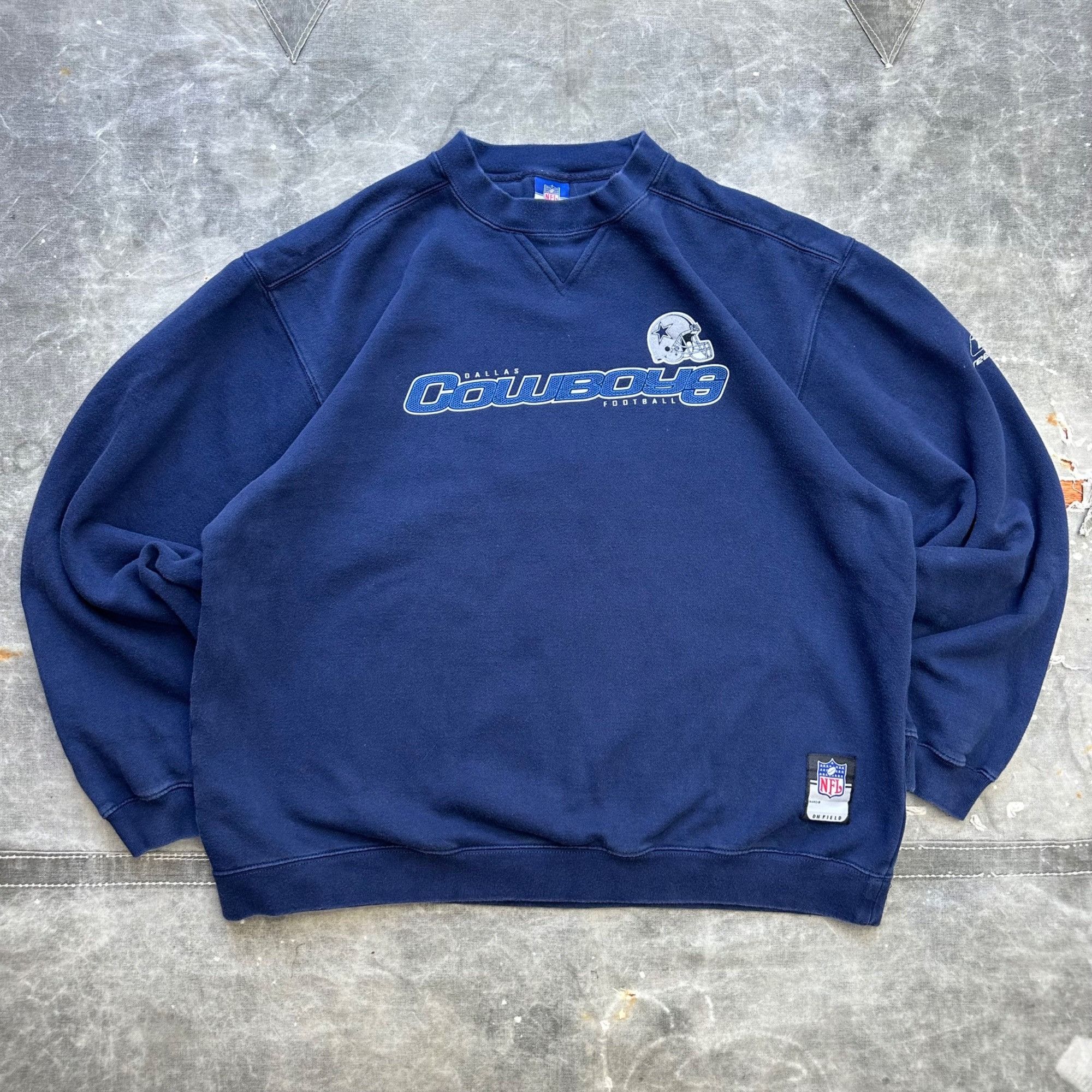 Vintage Vintage Reebok Dallas Cowboys NFL Sweatshirt Size US L / EU 52-54 / 3 - 1 Thumbnail
