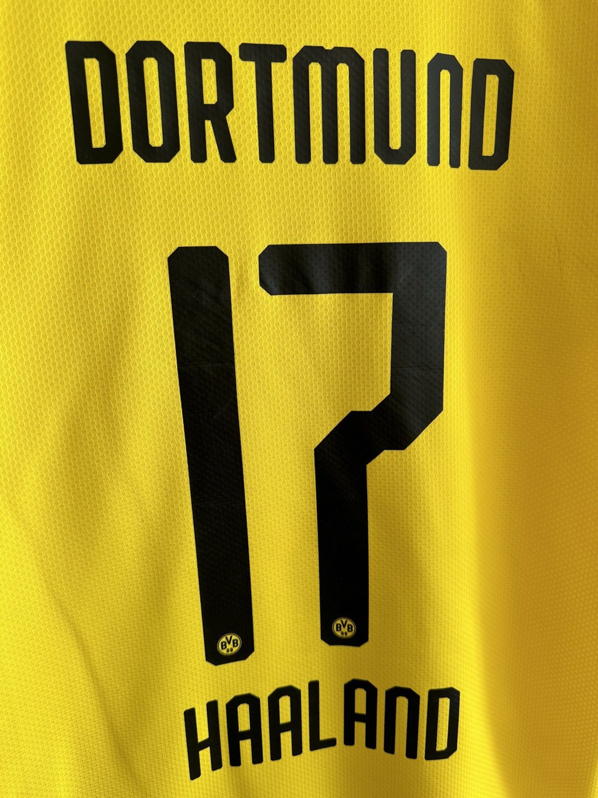 Puma Borrusia Dortmund 2019/2020 Haaland #17 Home Puma Soccer Kit Size US L / EU 52-54 / 3 - 11 Thumbnail