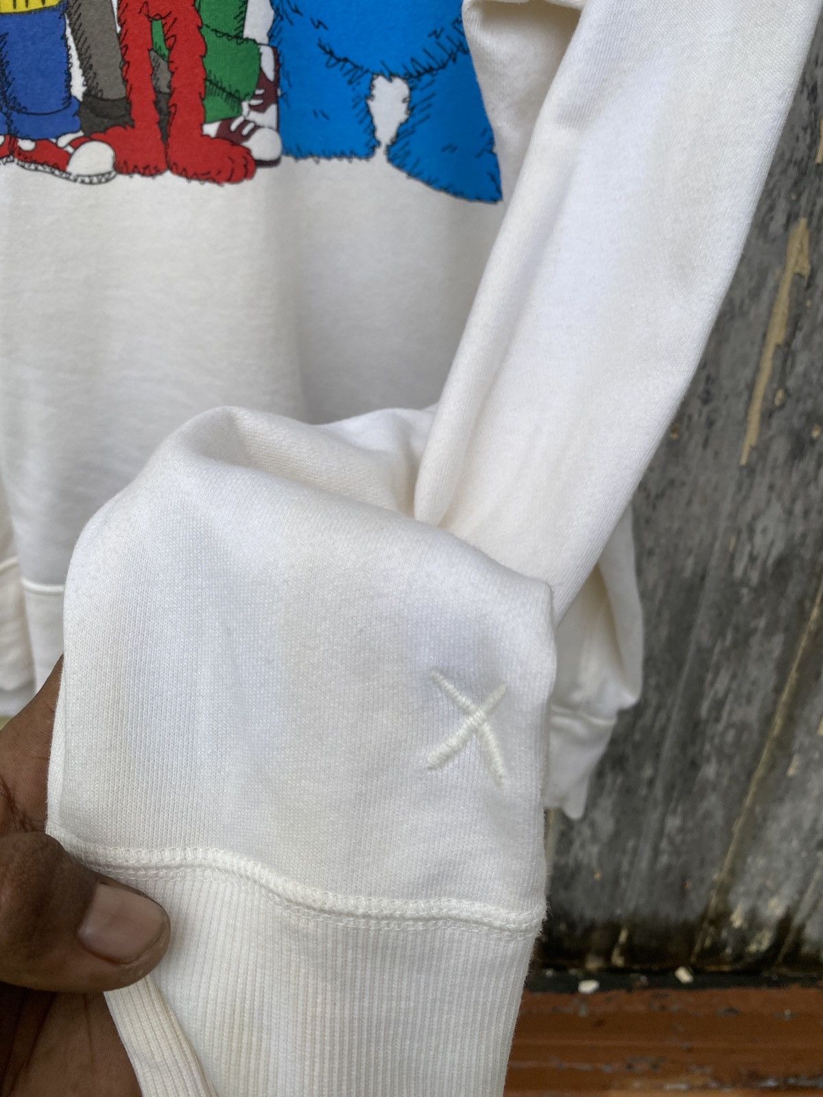 Kaws × Uniqlo Vintage uniqlo x kaw sesame street crewneck sweatshirt Size US XL / EU 56 / 4 - 8 Thumbnail