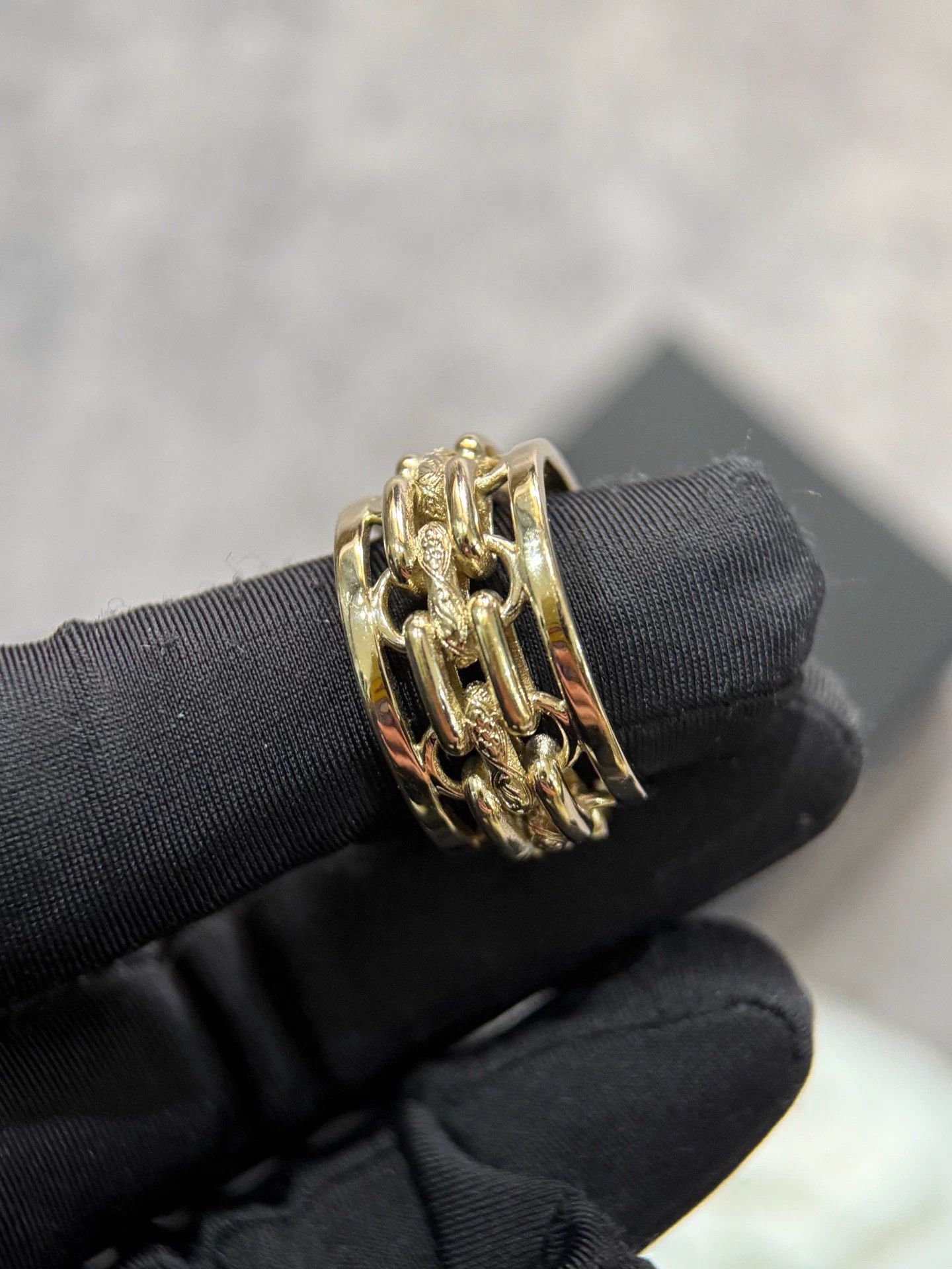 Chanel Chanel 25k Gold Cable Clasp Ring Size ONE SIZE - 5 Thumbnail
