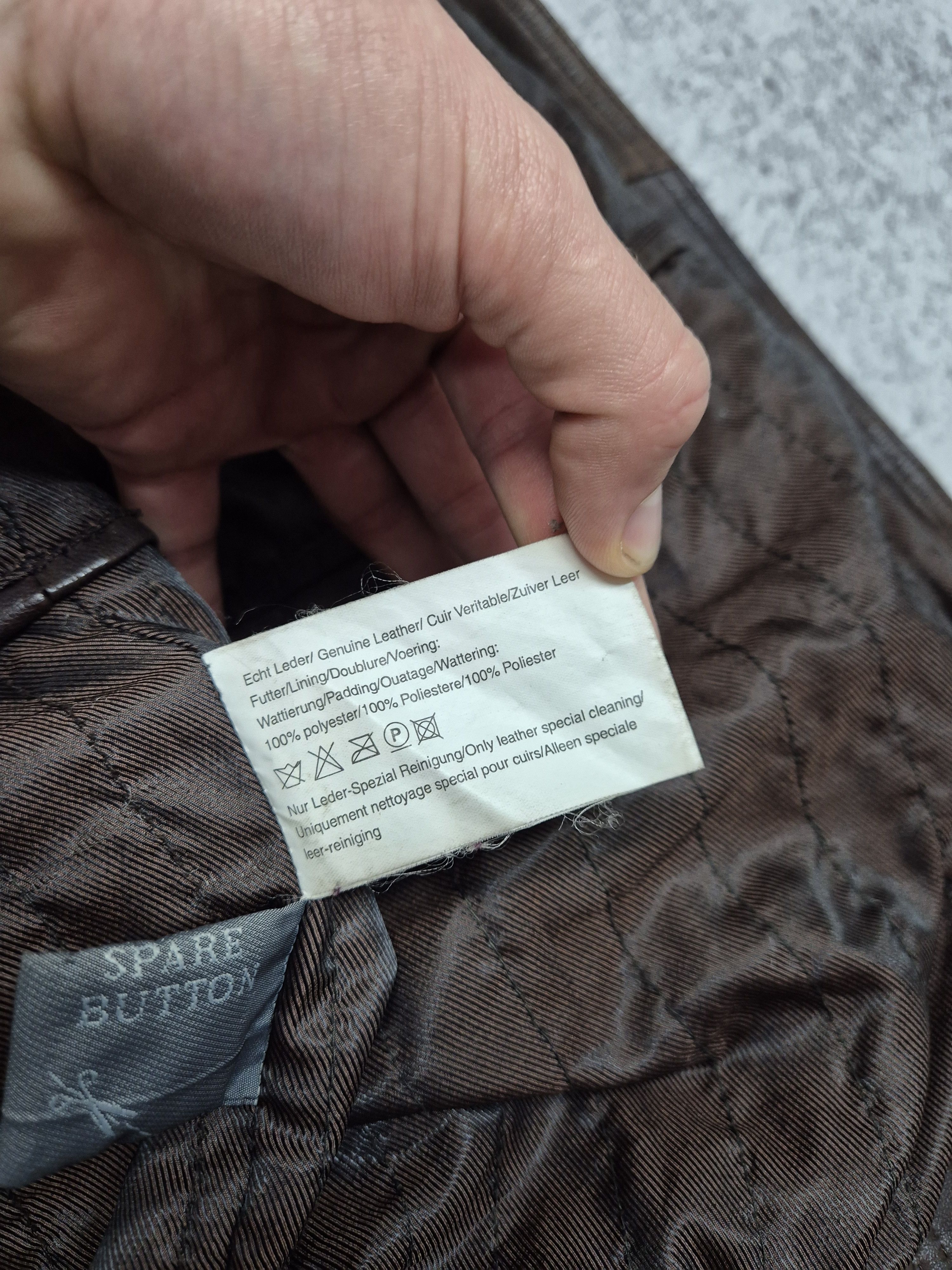 Vintage Vintage Avant Garde Leather Bomber Jacket Size US XXL / EU 58 / 5 - 8 Thumbnail