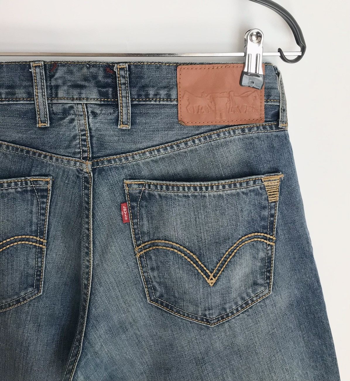 Levi's Levis Jeans Red Tab Wash Blue Denim Men's W32 L34 Size US 32 / EU 48 - 6 Thumbnail
