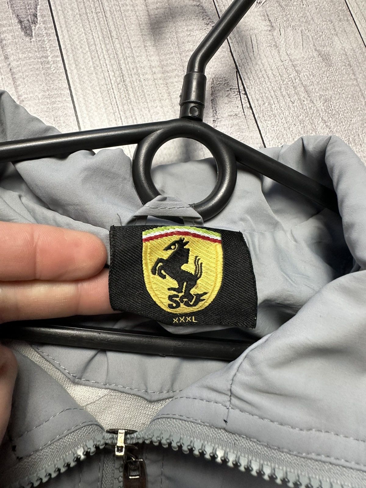 Vintage Vintage Ferrari racing jacket big logo rare size M Size US M / EU 48-50 / 2 - 5 Thumbnail