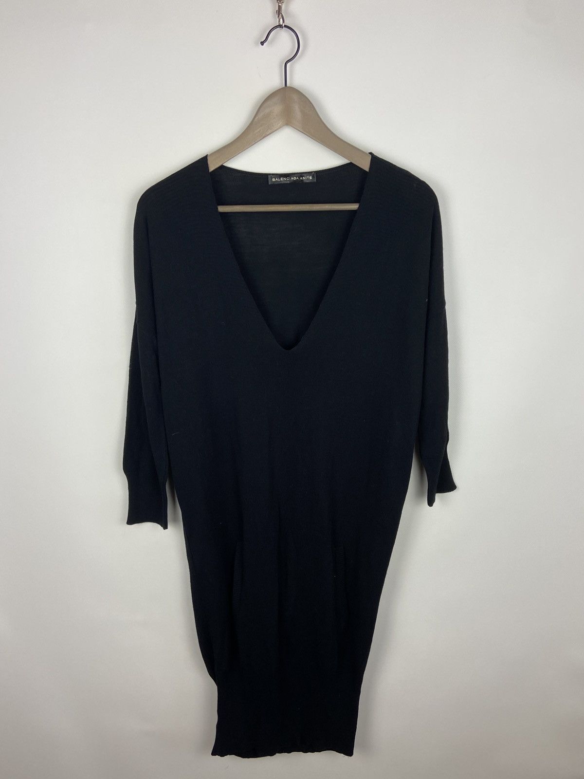 Balenciaga Vintage Balenciaga Knit's V-Neck Mid-Length Women's Dress Size XS / US 0-2 / IT 36-38 - 1 Thumbnail
