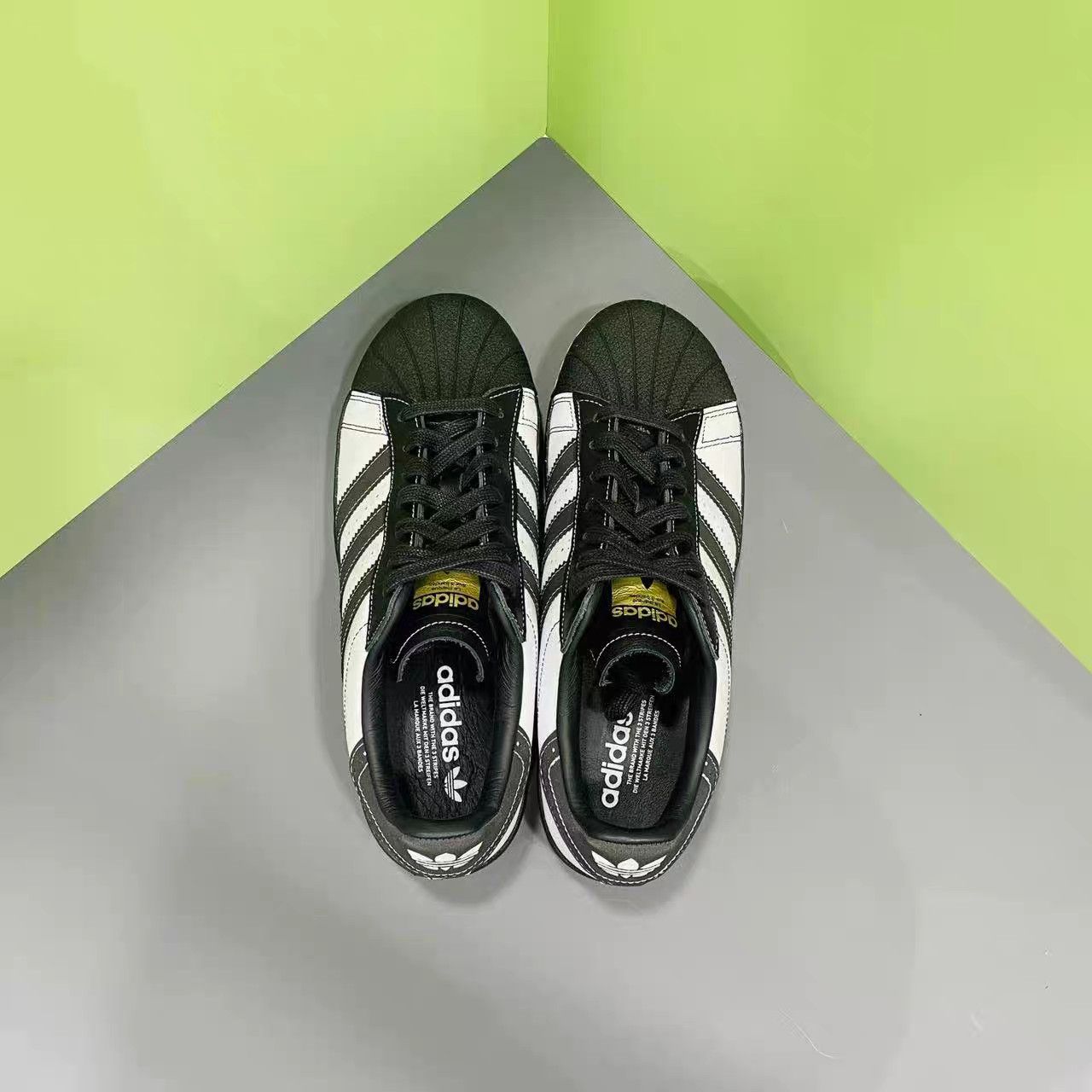 Adidas adidas SUPERSTAR Sneakers K15 Size US 9.5 / EU 42-43 - 8 Thumbnail