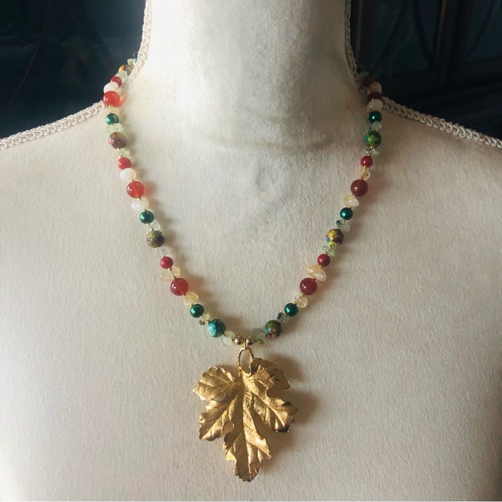 Handmade Handcrafted genuine stone nature leaf pendant necklace Size ONE SIZE - 2 Thumbnail