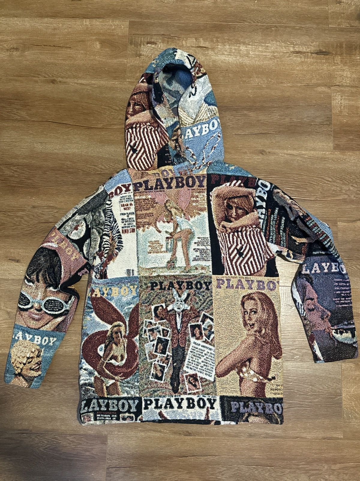 Vintage PANGAEA Playboy Hoodie Size US S / EU 44-46 / 1 - 1 Thumbnail