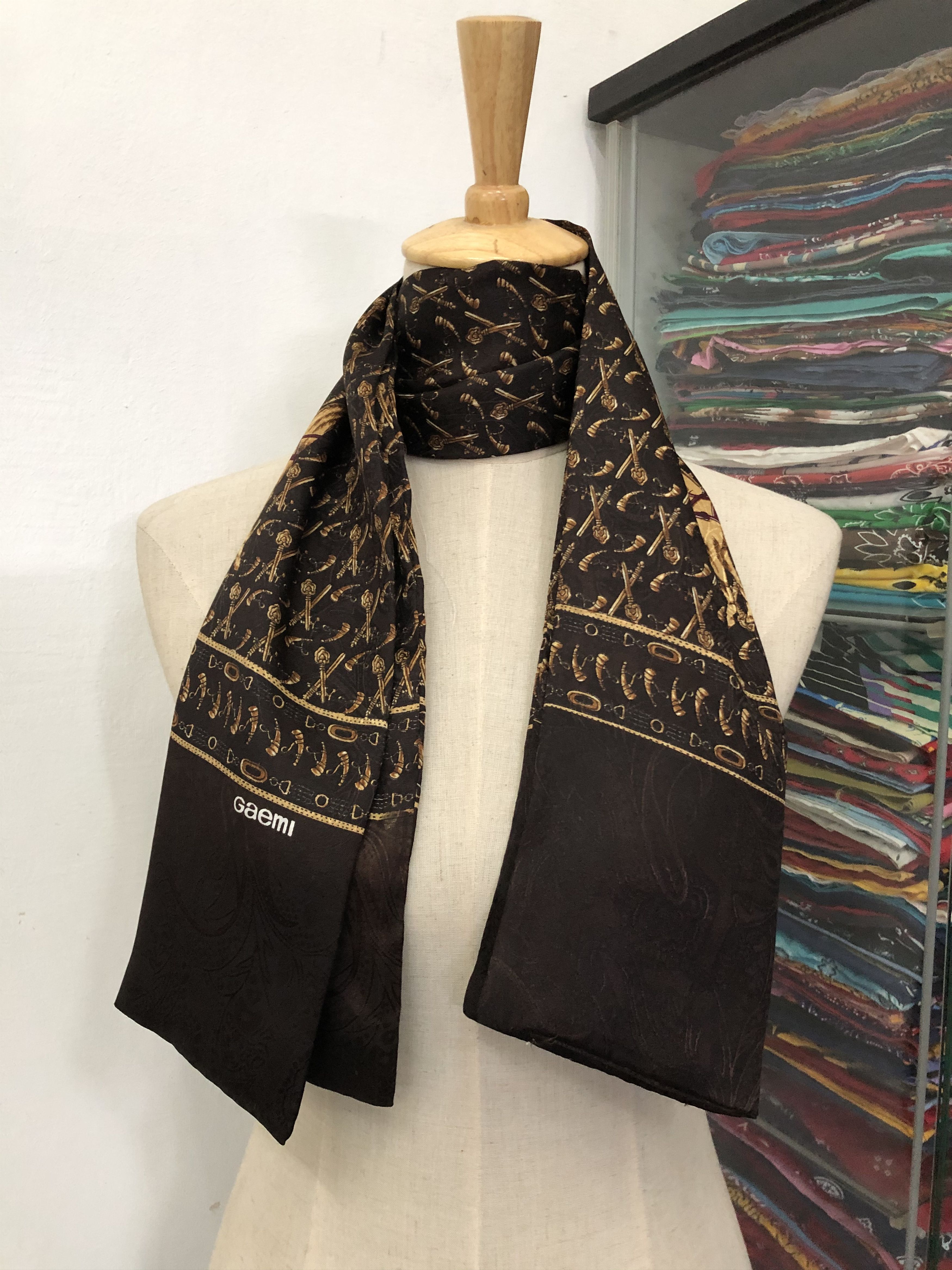 Vintage Vintage Gaemi Silk Scarf Size ONE SIZE - 1 Thumbnail