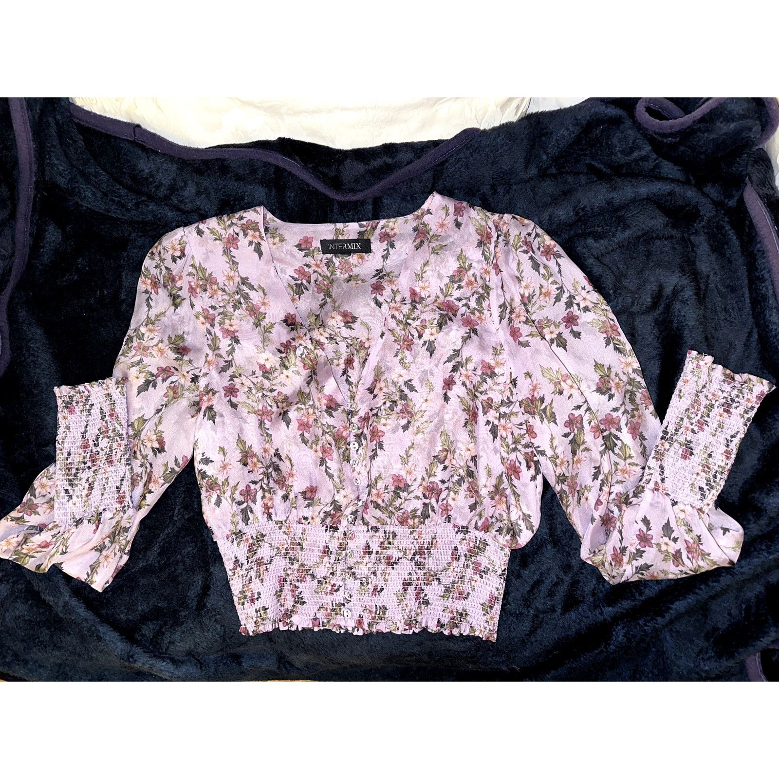 INTERMIX ELIN FLORAL 100% SILK TOP S/M