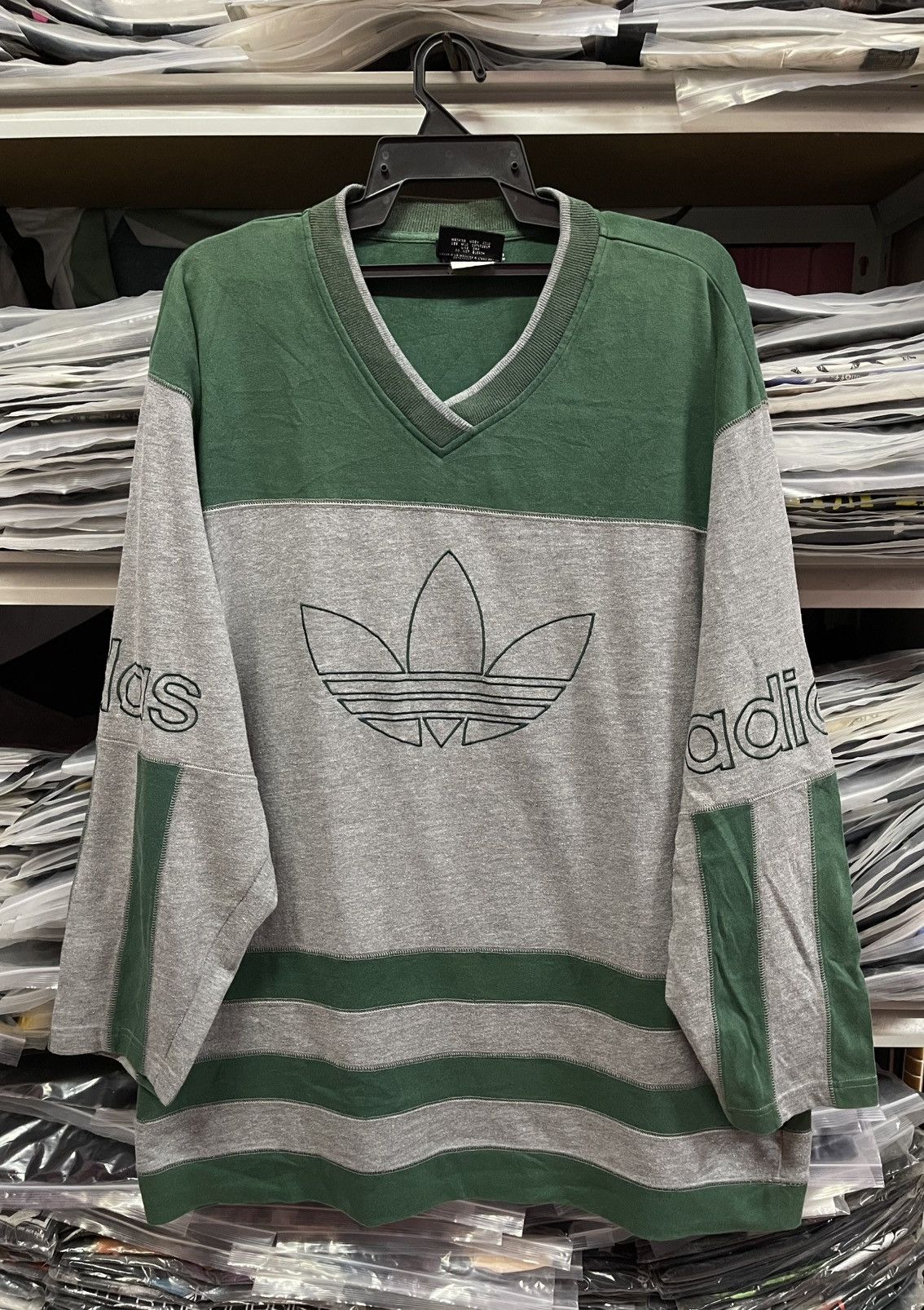 Adidas Vintage Adidas Trefoil Embroidered🔥🔥🔥 Size US M / EU 48-50 / 2 - 1 Thumbnail