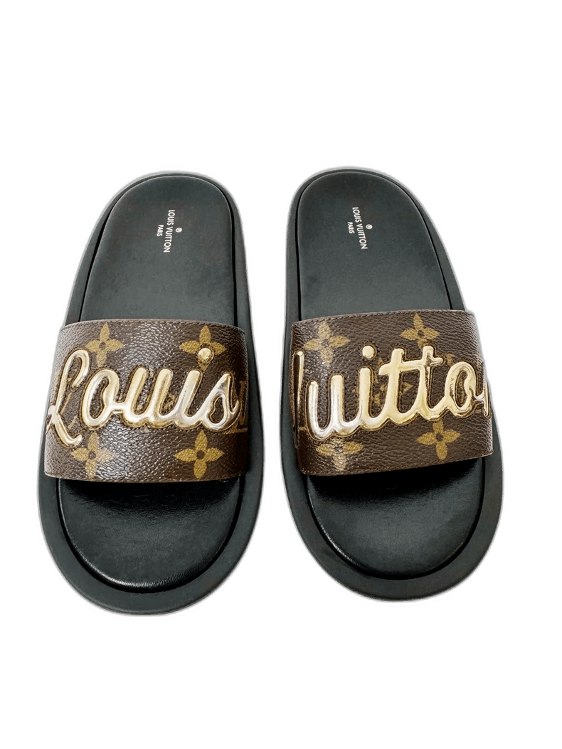 Louis Vuitton Louis Vuitton Slides Size 35 Used 2 -2505 Size US 4.5 / IT 34.5 - 1 Thumbnail