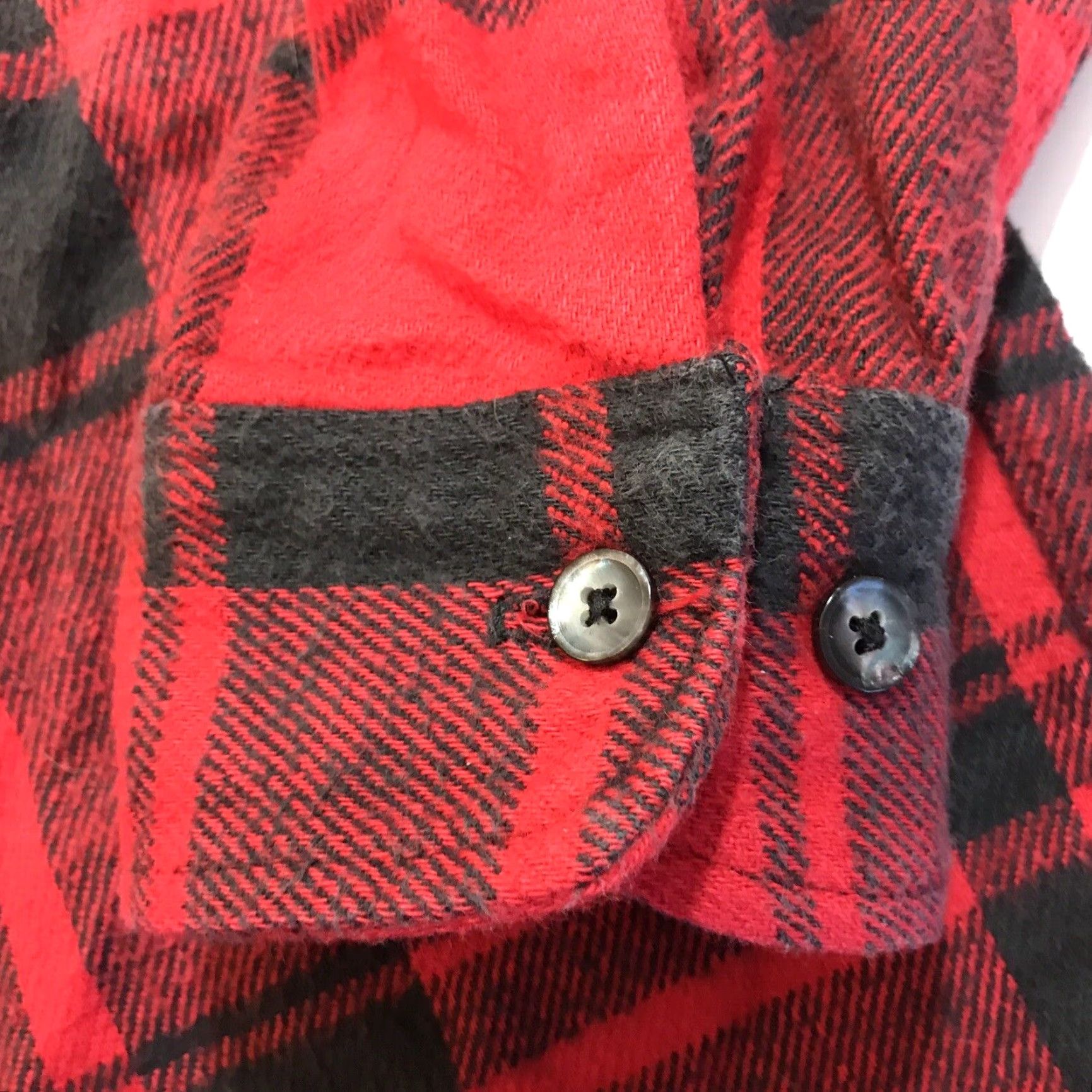 Vintage VINTAGE Big Mac Shirt Plaid Flannel Button-Up Red/Black L Men USA Heavyweight Regular Collar Spread Long Sleeve Knit Cotton (St Johns Bay) Size US L / EU 52-54 / 3 - 4 Thumbnail