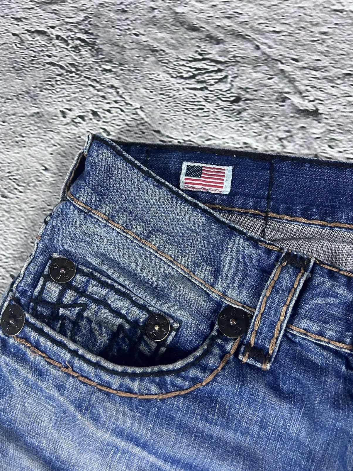 True Religion True Religion navy blue jeans thick stitching Bobby Size US 34 / EU 50 - 8 Thumbnail