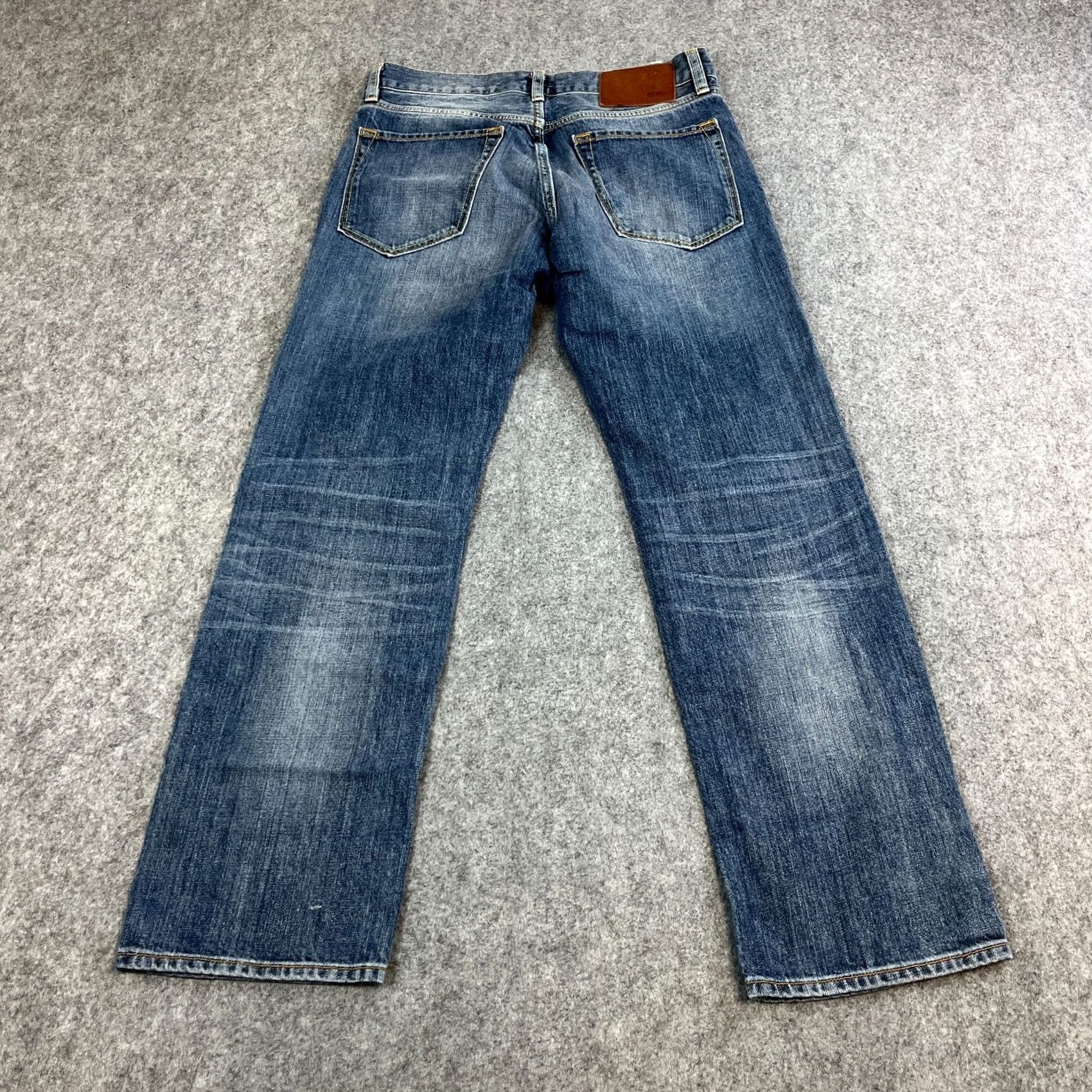Hugo Boss HUGO BOSS Jeans Regular Straight 30 30 Mid Wash Blue Whiskers 100% Cotton Mens Jeans Regular 30in Blue Vintage: No Size US 30 / EU 46 - 2 Thumbnail