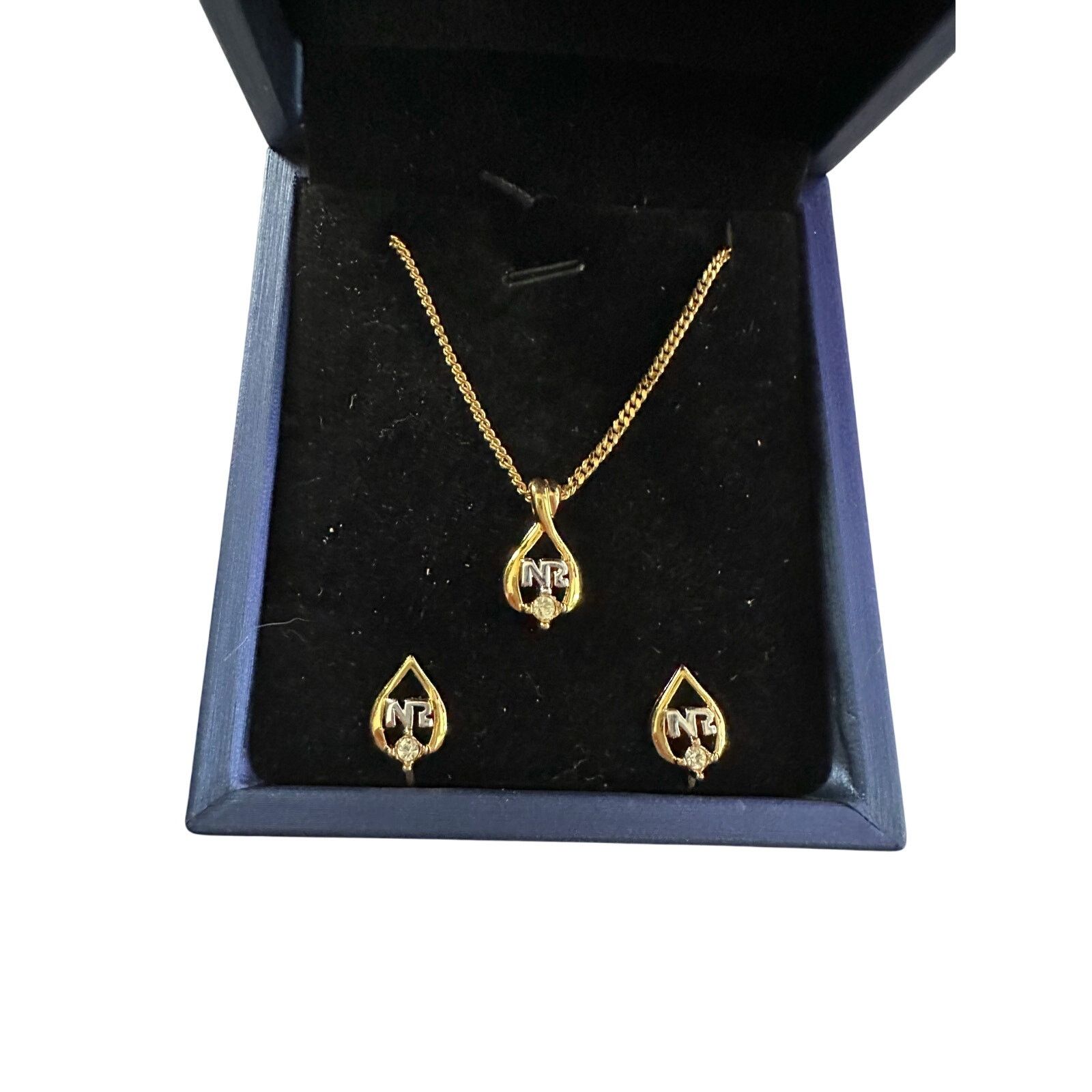 Nina Ricci Nina Ricci Necklace nad Earrings Set NR Rhinestone Size ONE SIZE - 16 Thumbnail