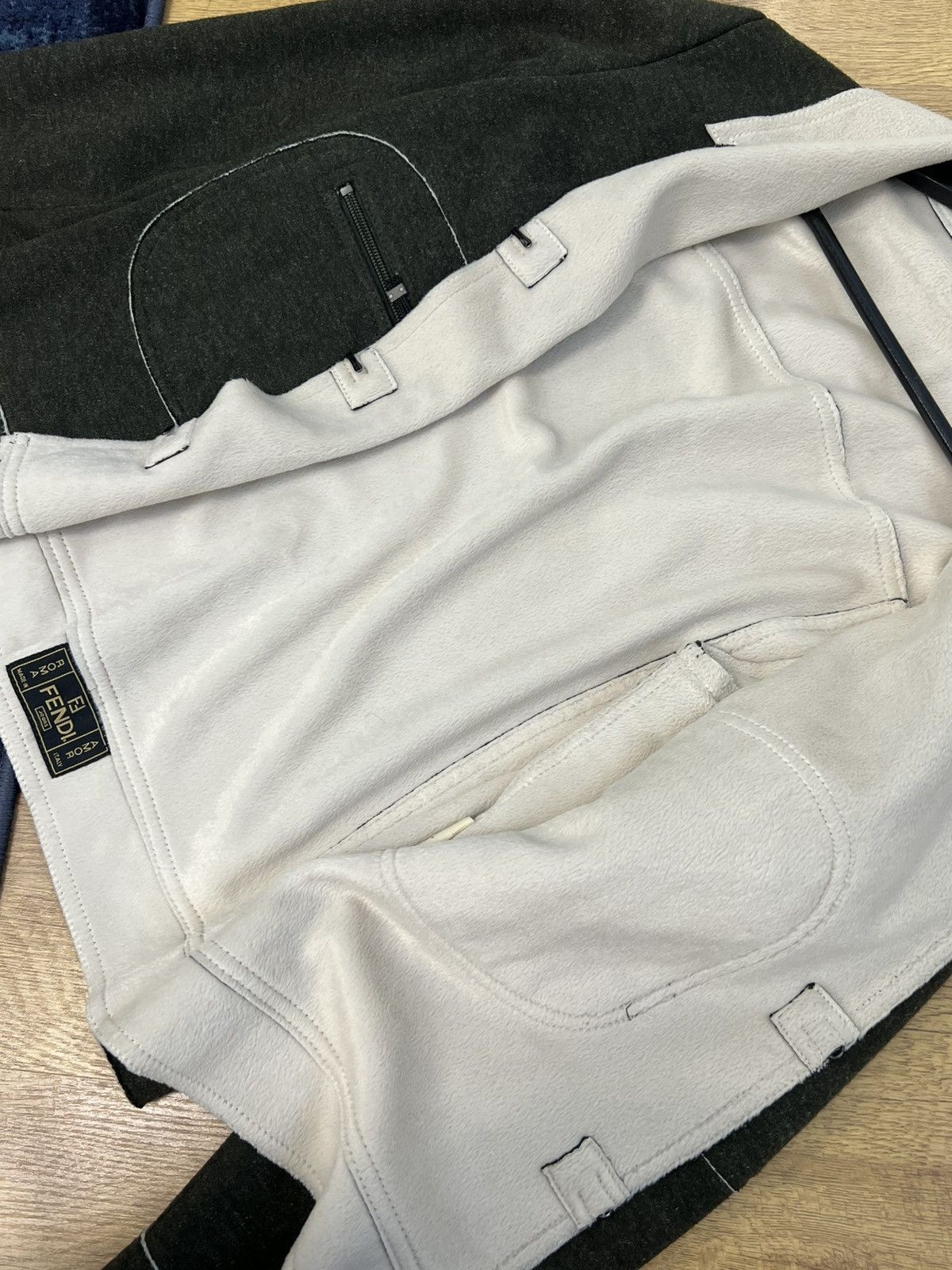 Fendi Fendi vintage jacket with Sherpa lining included wool. Size M / US 6-8 / IT 42-44 - 5 Thumbnail