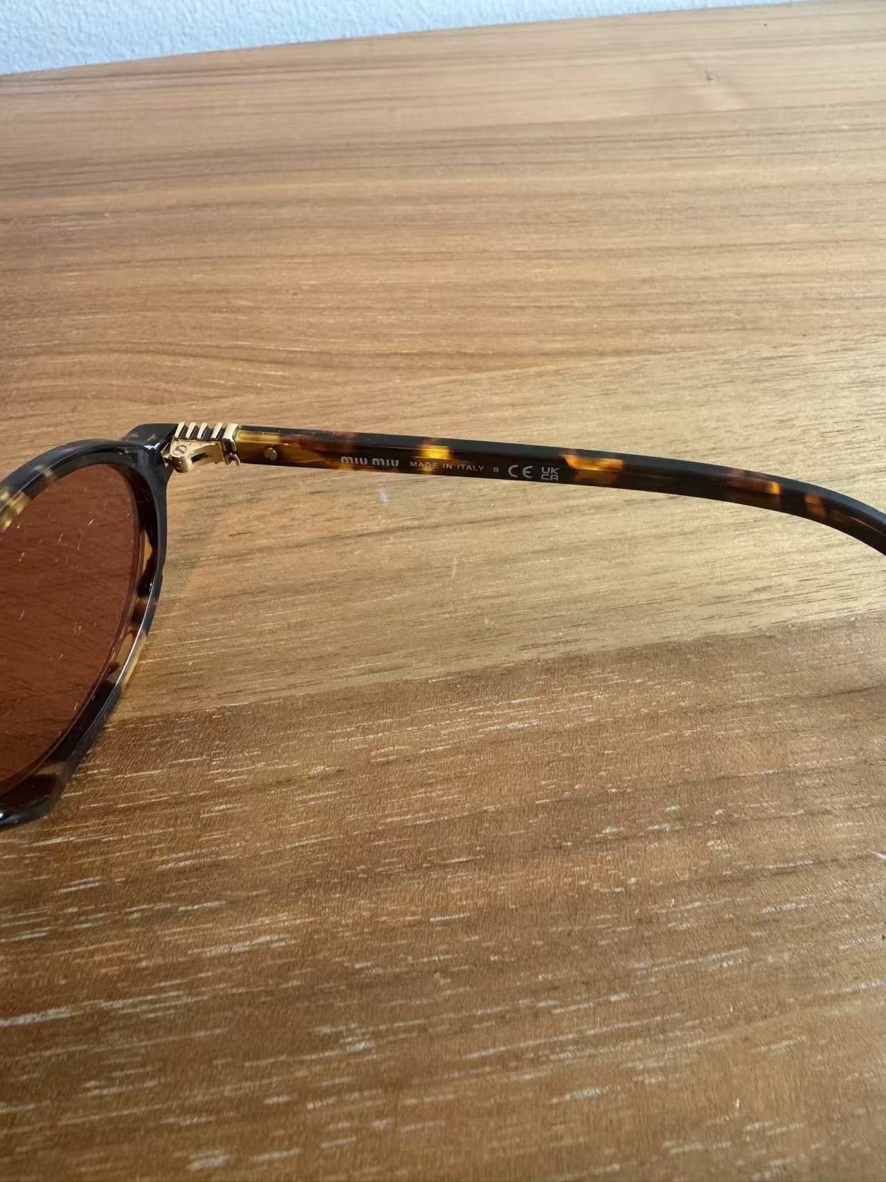 Miu Miu Miu Miu MU04ZS VAU50D Sunglasses Size ONE SIZE - 7 Thumbnail