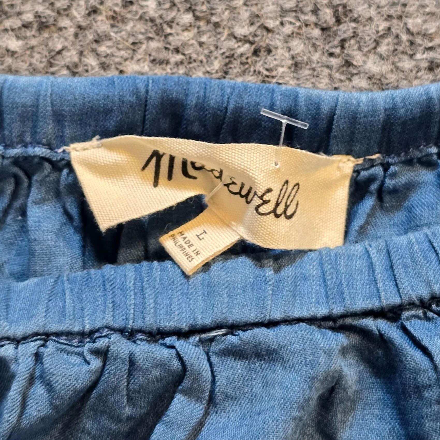 Madewell Madewell Top Women L Blue Chambray Lightweight Off Shoulder Casual Boho Shirt Blouse Beach Womens Size L / US 10 / IT 46 - 3 Thumbnail