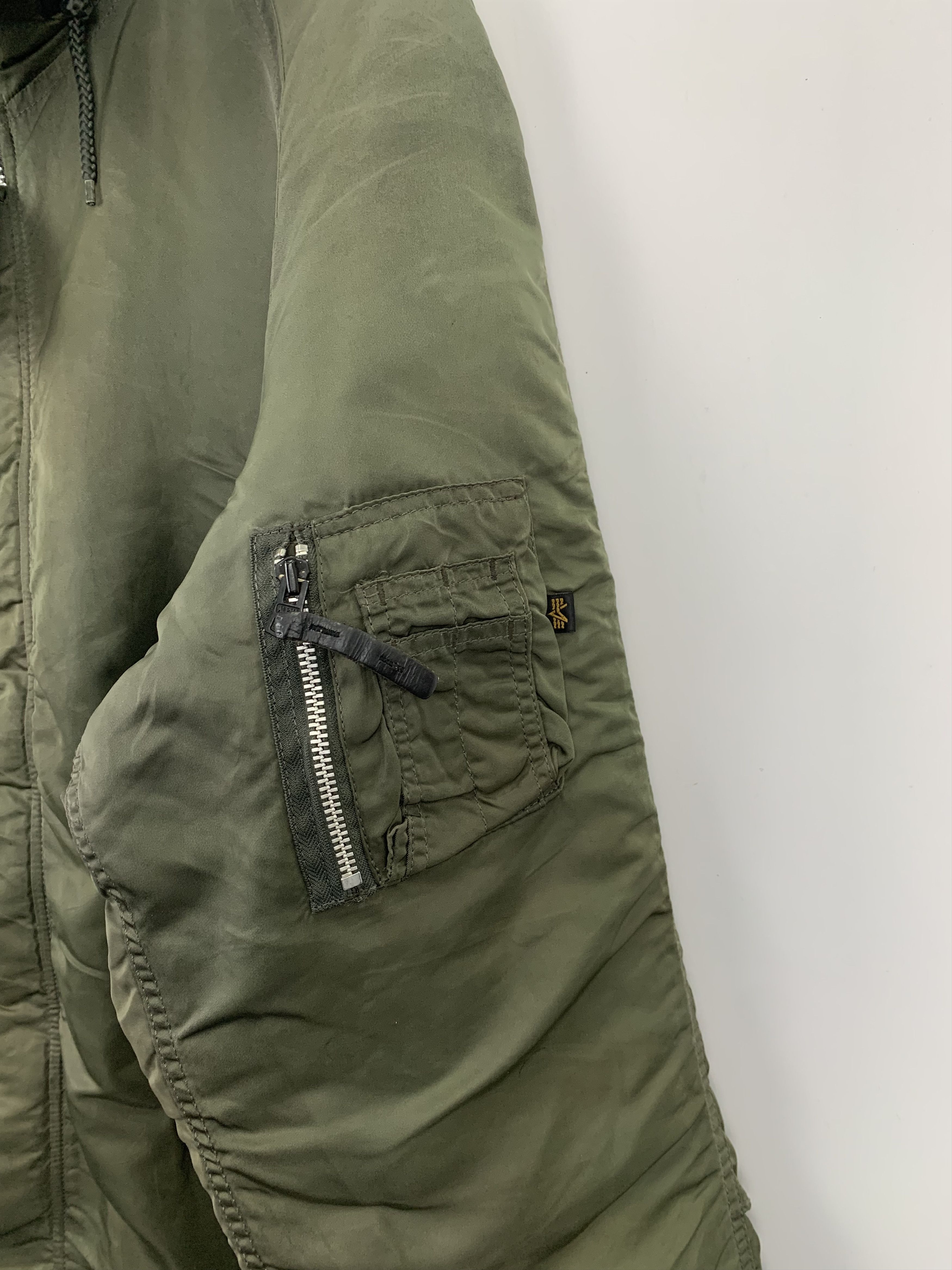 Alpha Industries Vintage Alpha Industries Hoodie Sherpa Bomber Jacket J0950 Size US L / EU 52-54 / 3 - 7 Thumbnail