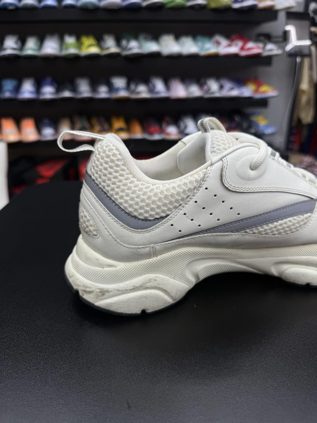 Dior Size 43EU/10US- Dior B22 White 100% Authentic $1300 Retail Size US 10 / EU 43 - 10 Thumbnail