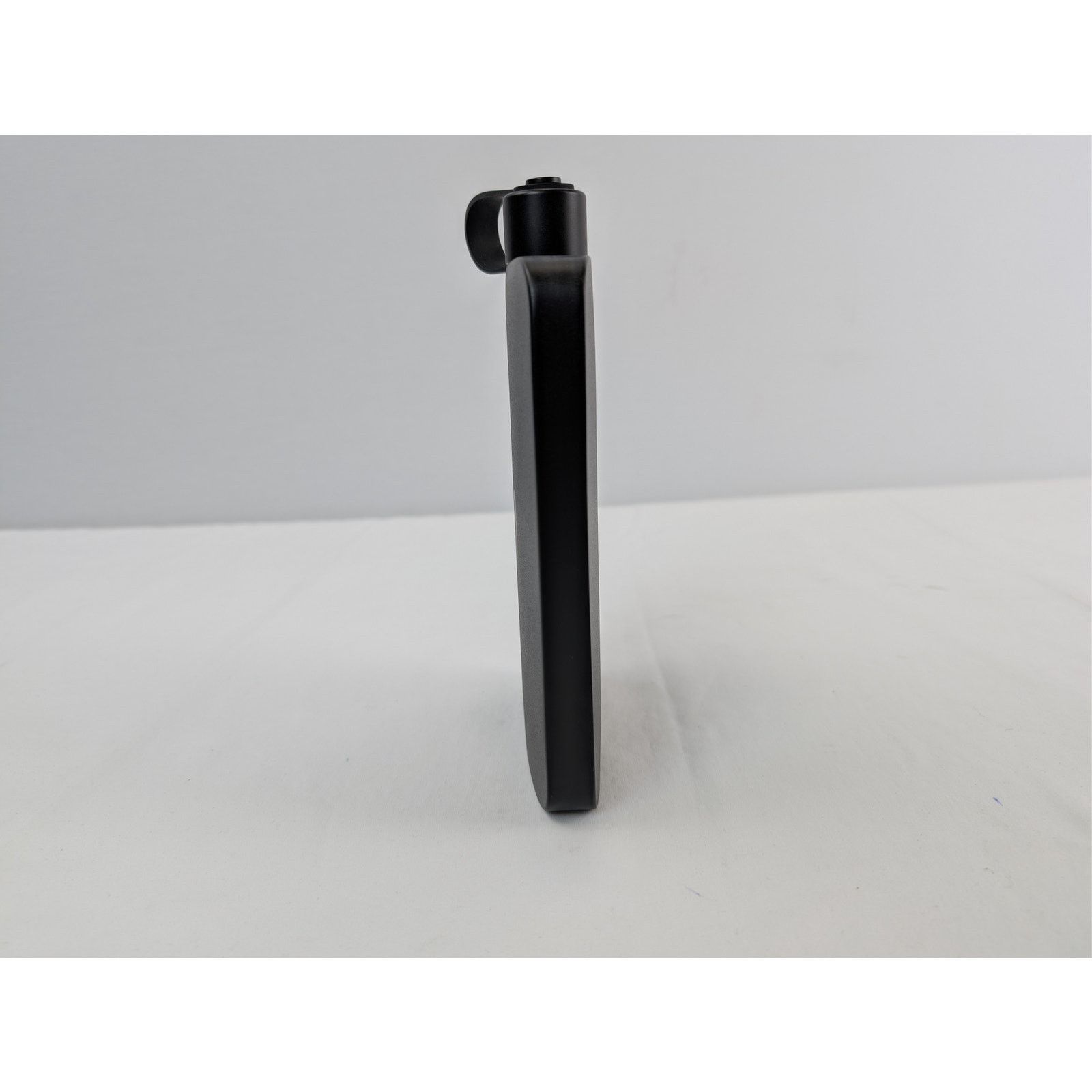 Balenciaga o1rshd1 Q:4 / Size: OS / H2O Water Bottle in Black Size ONE SIZE - 7 Thumbnail