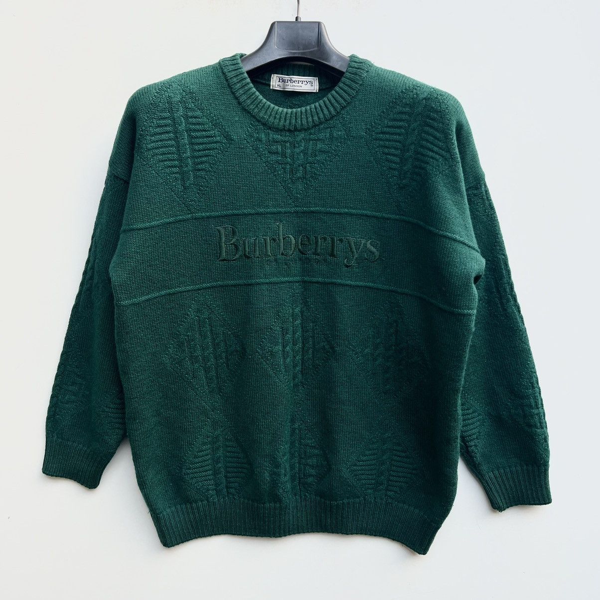 Rare Vintage Burberry Knitted fashion Crewneck Size Medium