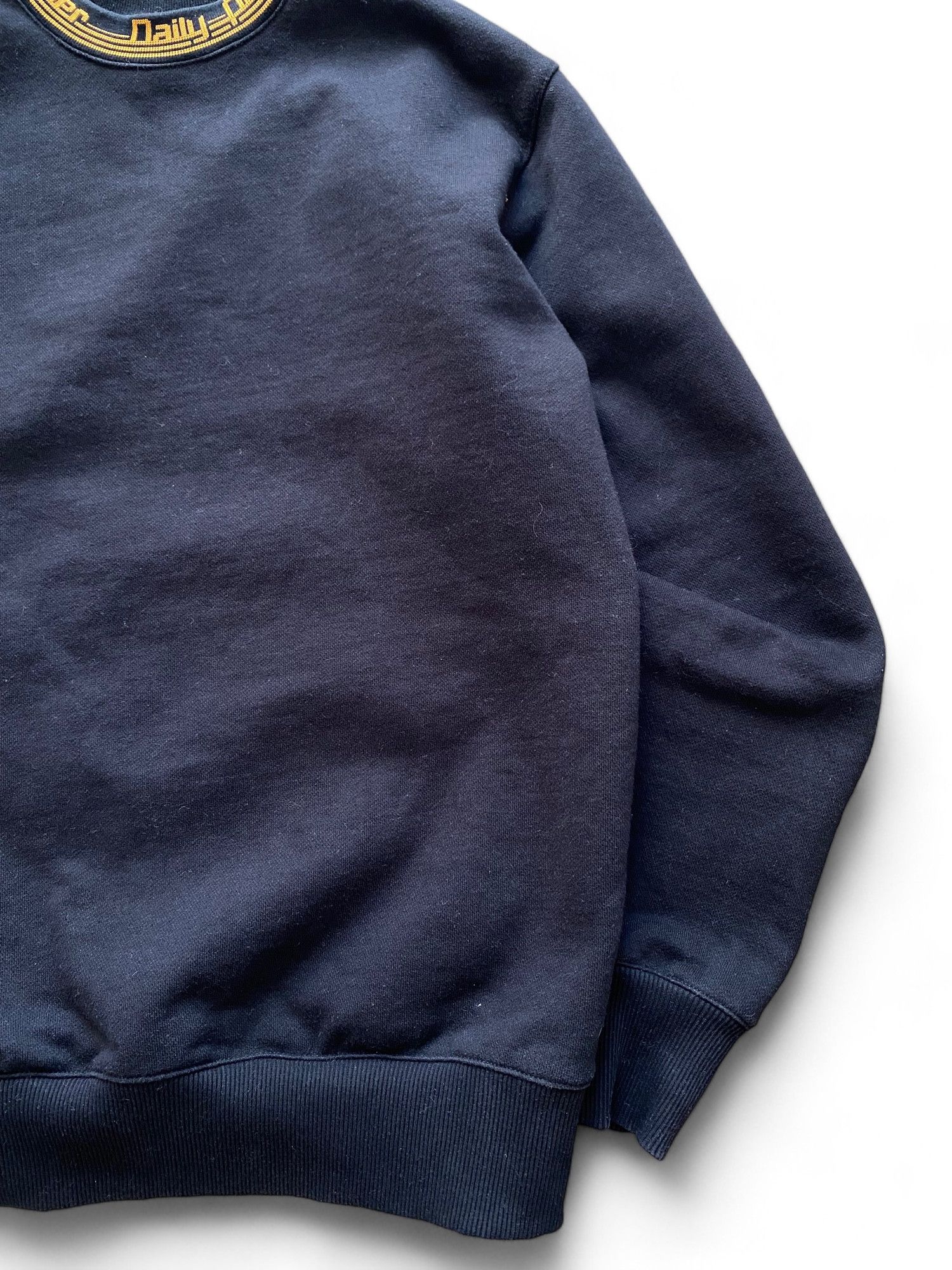 Daily Paper × Japanese Brand Vintage Daily Paper Neck Logo Sweatshirt Size US S / EU 44-46 / 1 - 3 Thumbnail