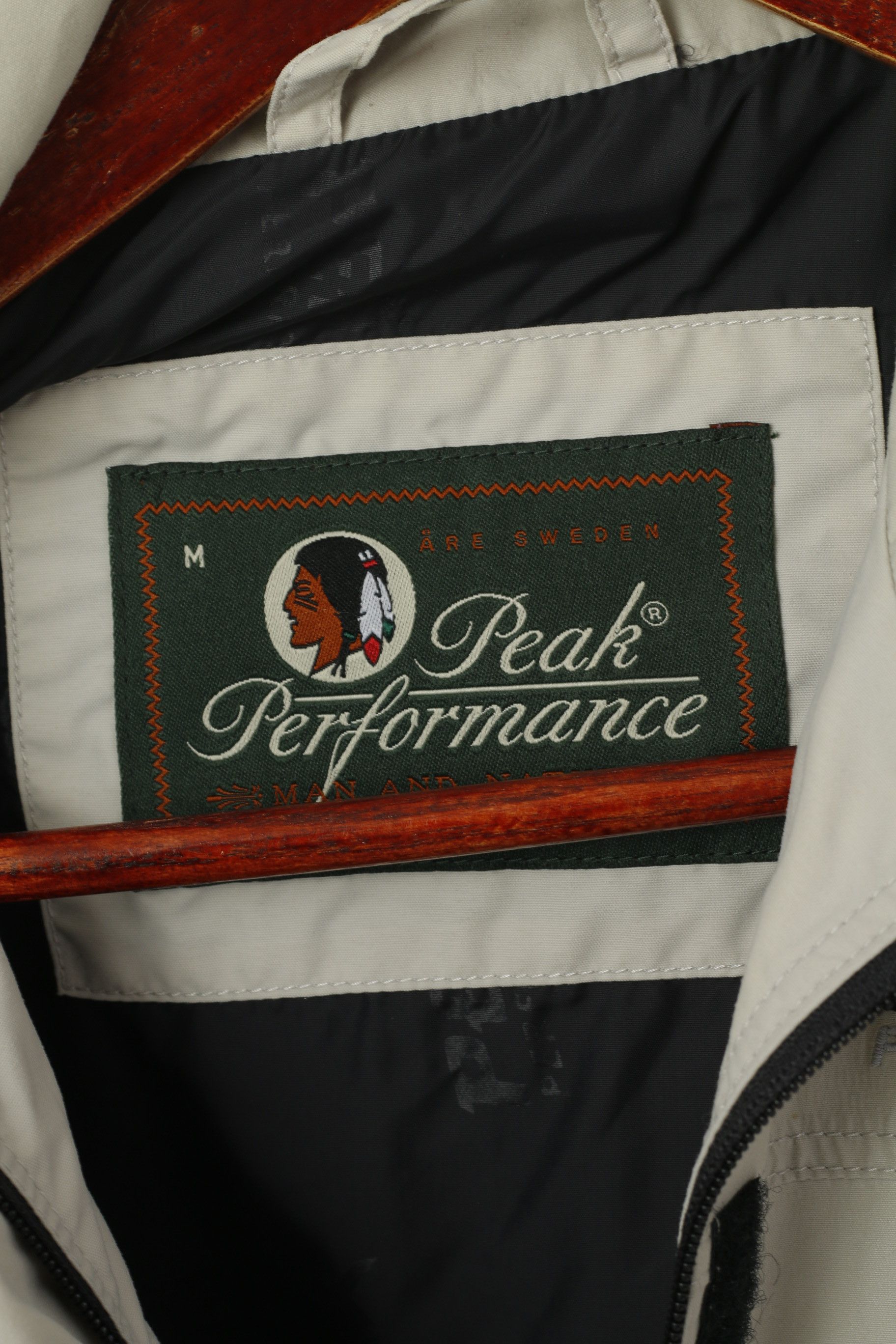 Peak Performance Peak Performance Women M Jacket Beige Gore-Tex 7379 Size M / US 6-8 / IT 42-44 - 4 Thumbnail