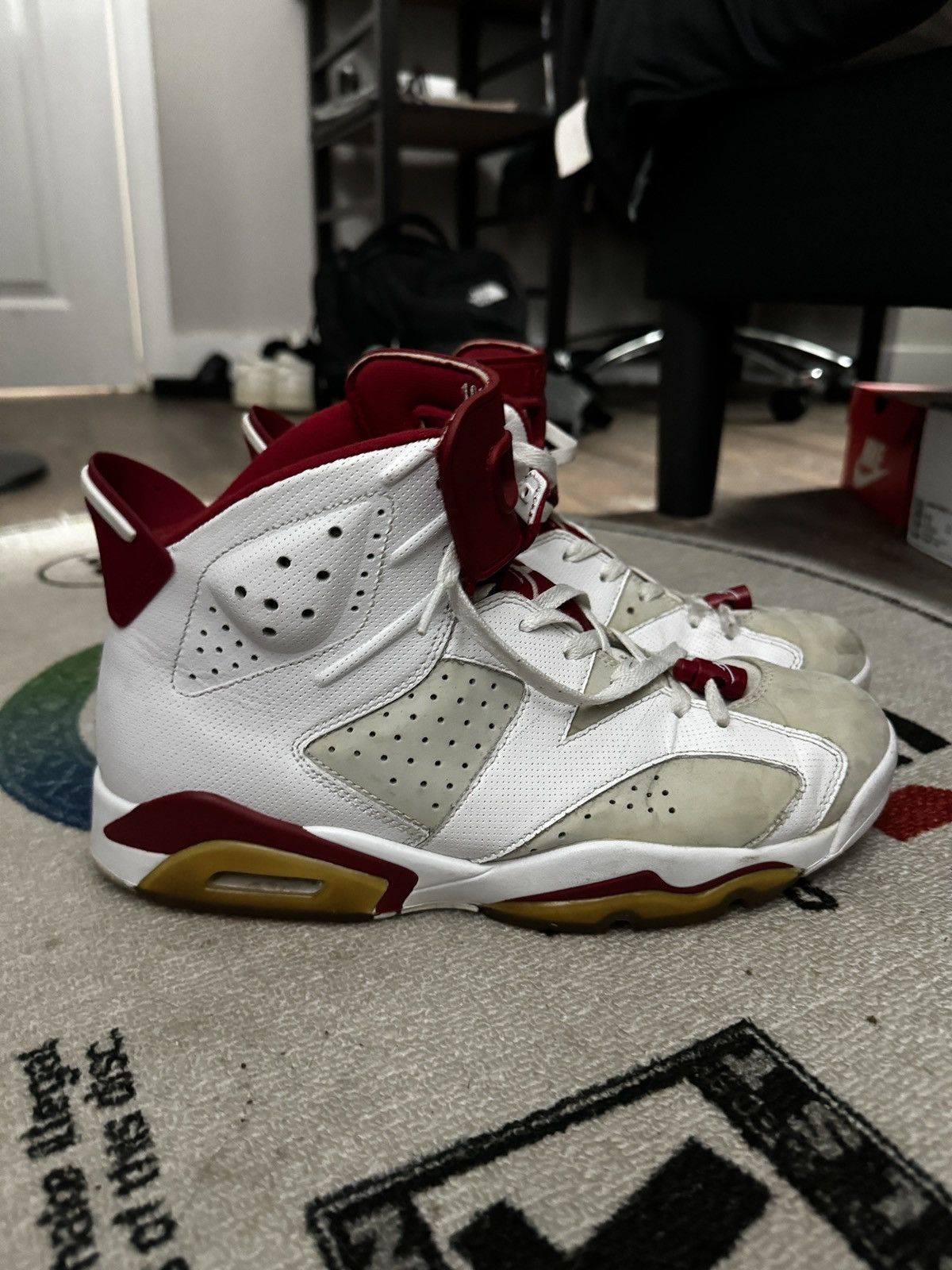 Jordan Brand × Nike Jordan Maroon 6’s Size US 10.5 / EU 43-44 - 2 Thumbnail