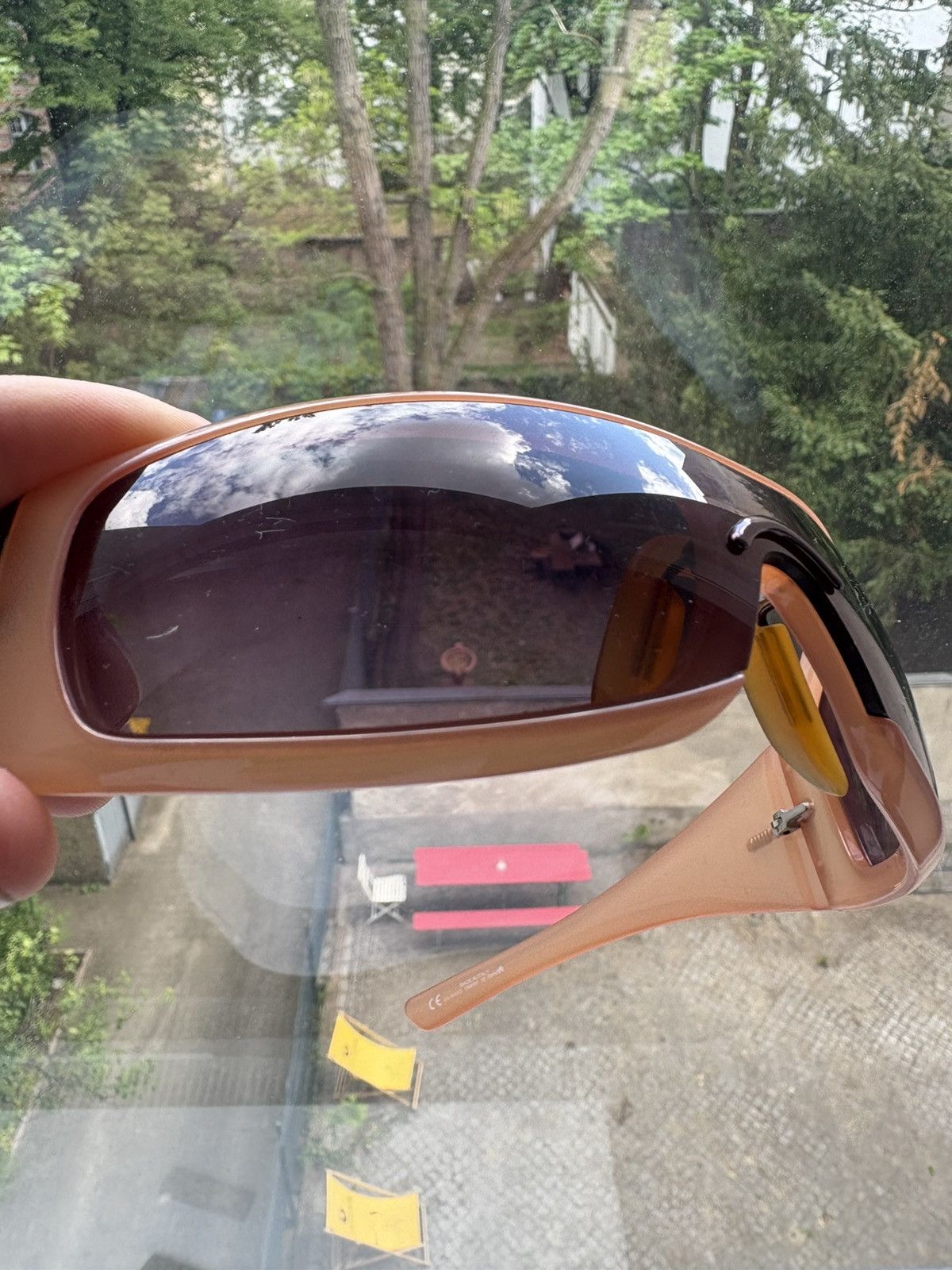 Gucci Gucci Shield GG 1549/S Wraparound Sunglasses Size ONE SIZE - 11 Thumbnail
