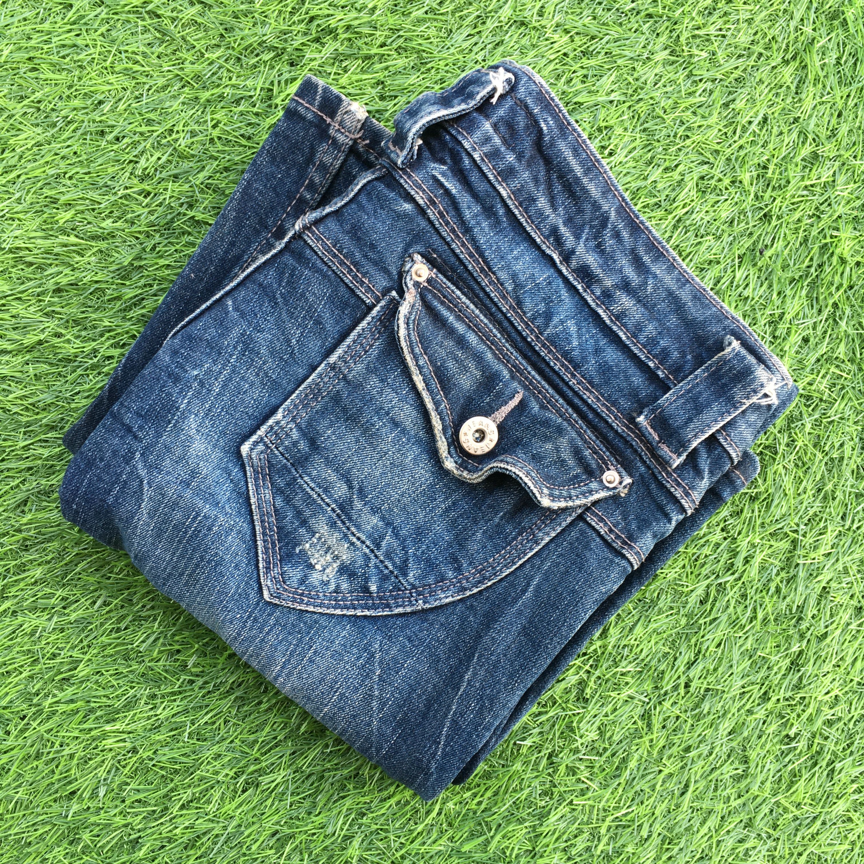 Japanese Brand Low Rise Distressed Flare Jeans D-1187 Size US 29 - 9 Thumbnail