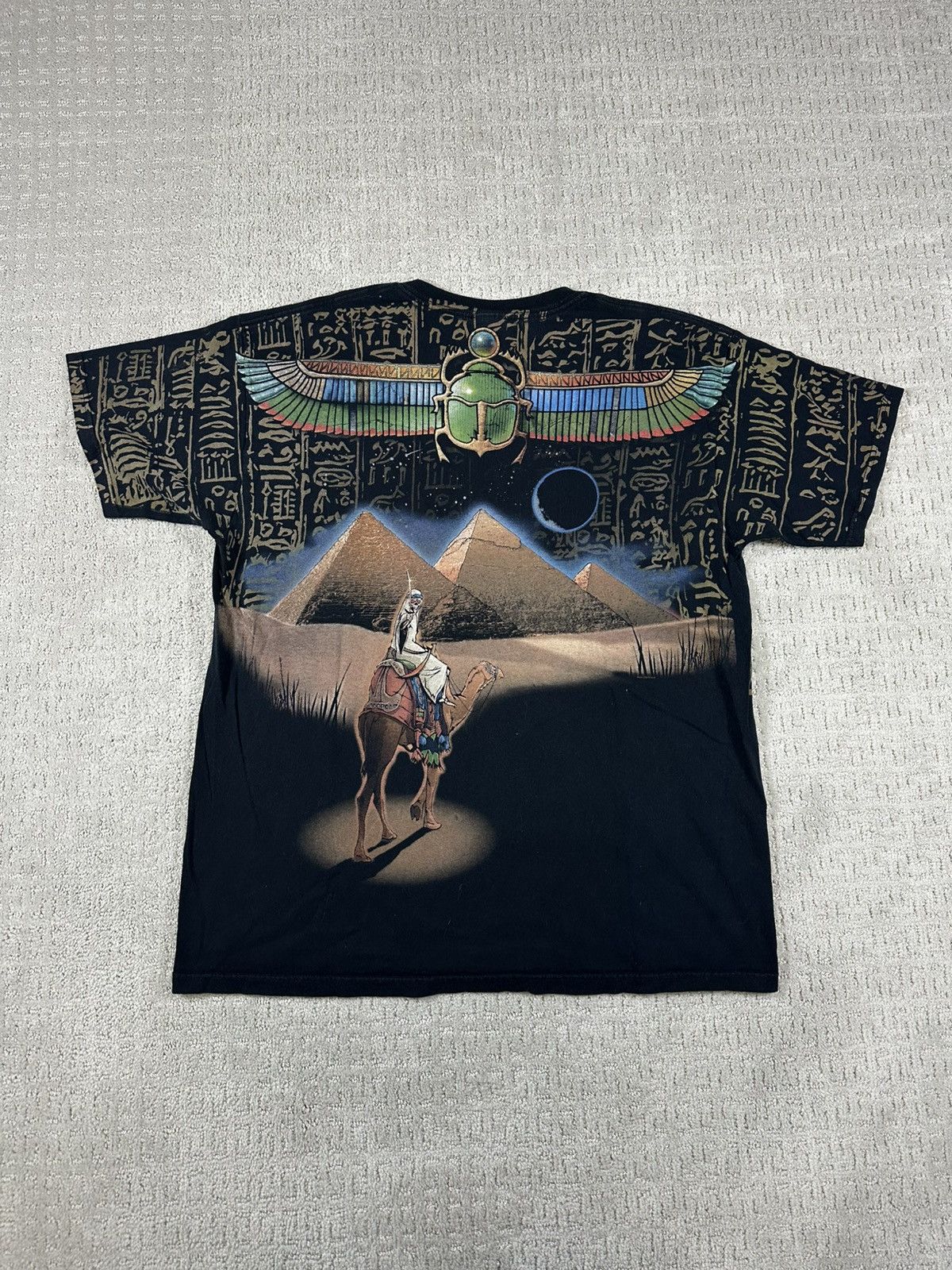Liquid Blue Vintage Egypt Pyramids Skull T-Shirt Size US XL / EU 56 / 4 - 1 Thumbnail