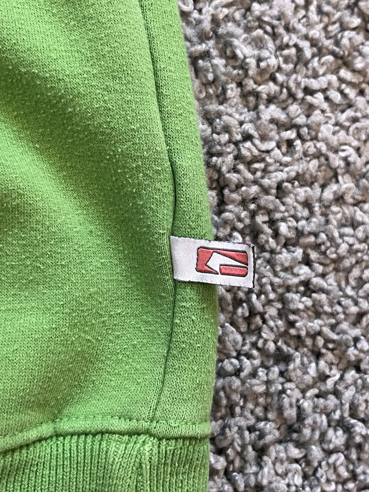 Globe Vintage 2004 Globe Skateboards Hoodie Rare Logo Faded Y2K Size US L / EU 52-54 / 3 - 4 Thumbnail