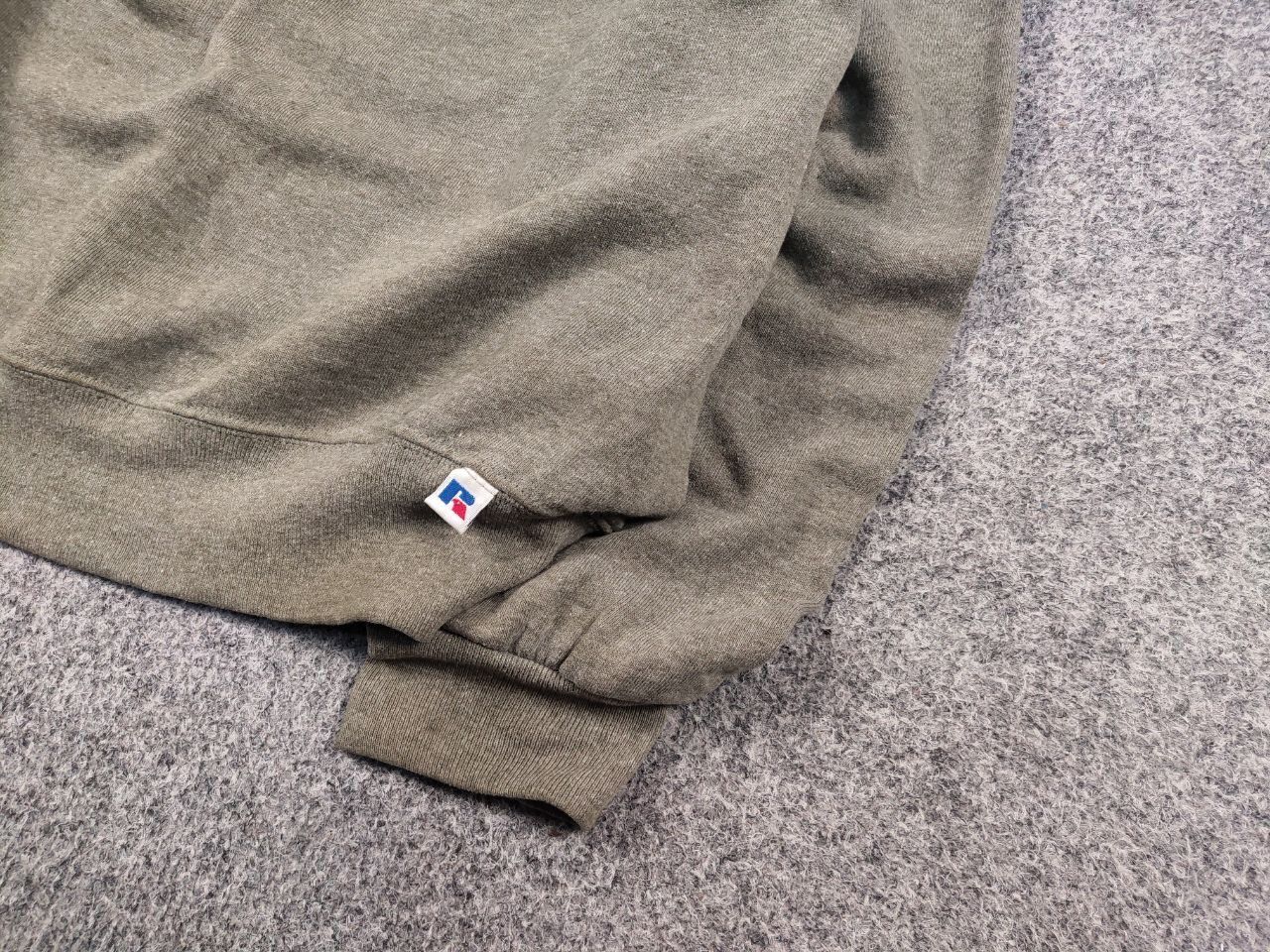 Russell Athletic Vintage 90's Russell Athletic crewneck Blank Sweatshirt Size US L / EU 52-54 / 3 - 5 Thumbnail