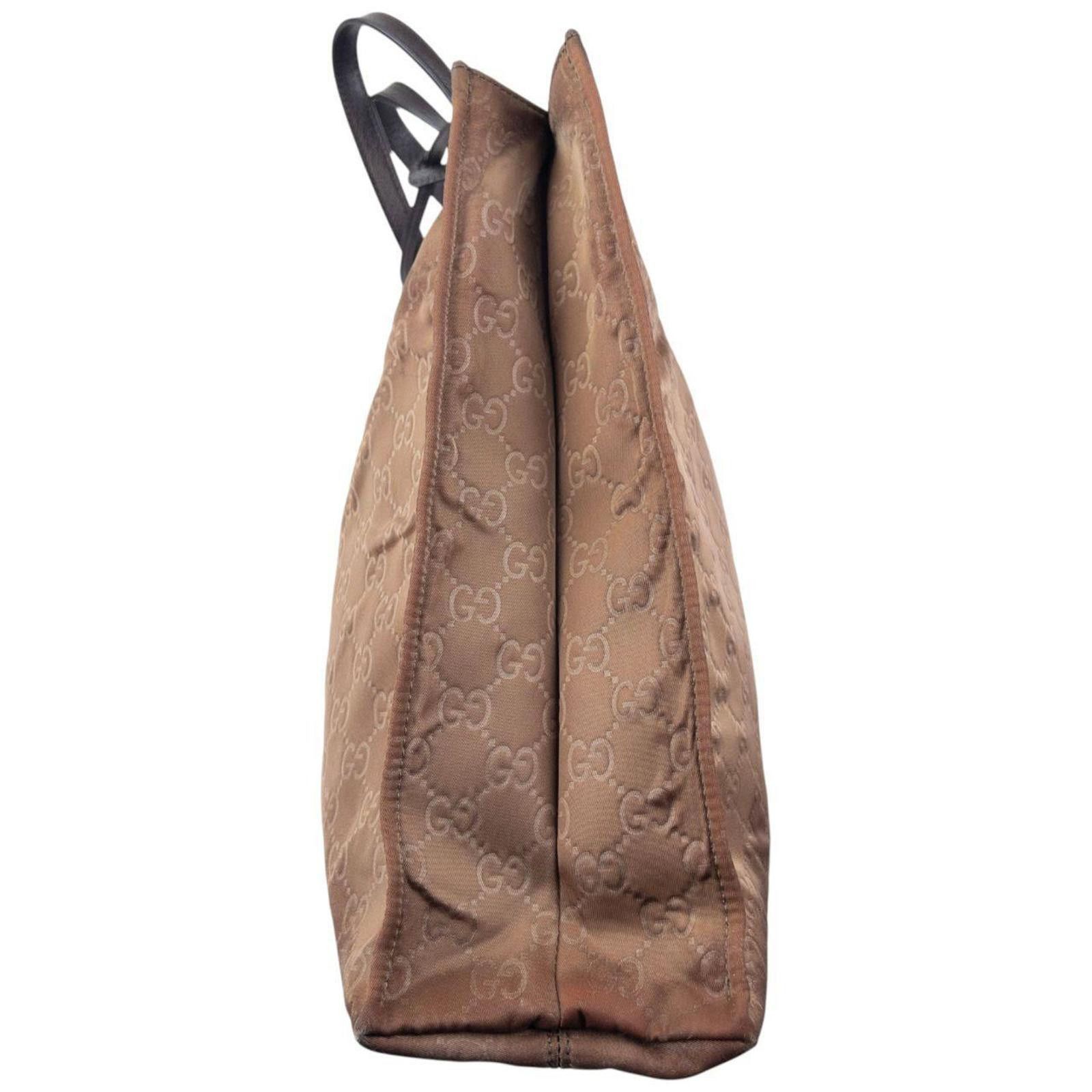 Gucci Vintage Gucci Embossed Monogram Shoulder Bag Size ONE SIZE - 4 Thumbnail