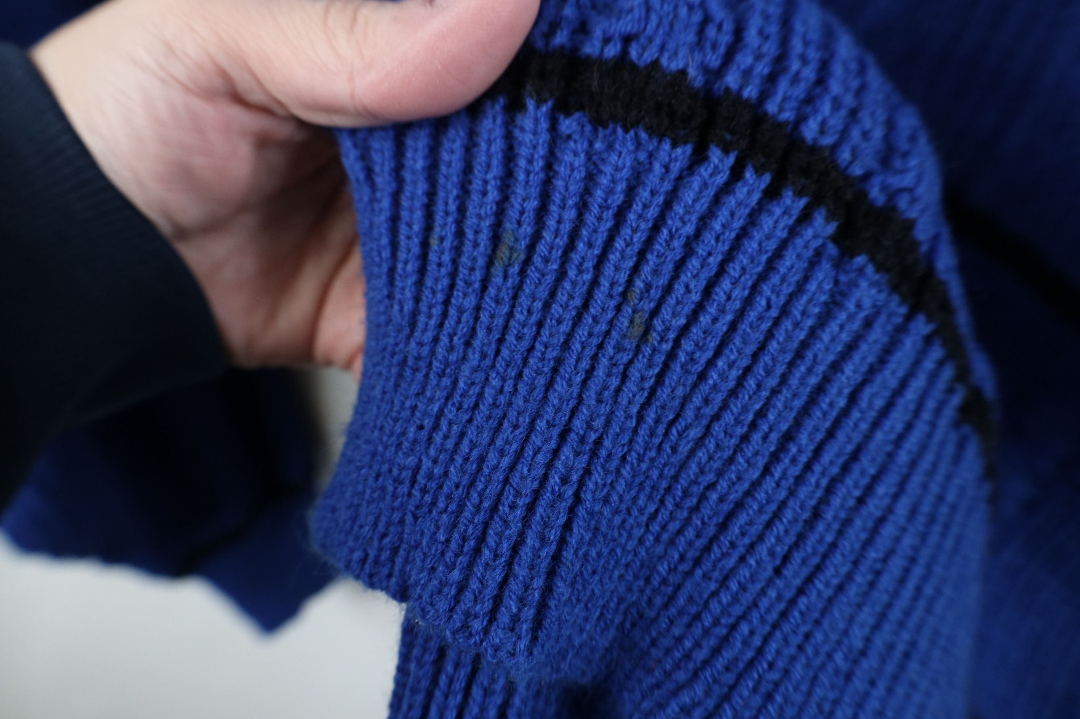 Vintage Vintage 90s Streetwear Ribbed Chunky Cable Knit Sweater Blue Size US L / EU 52-54 / 3 - 7 Thumbnail