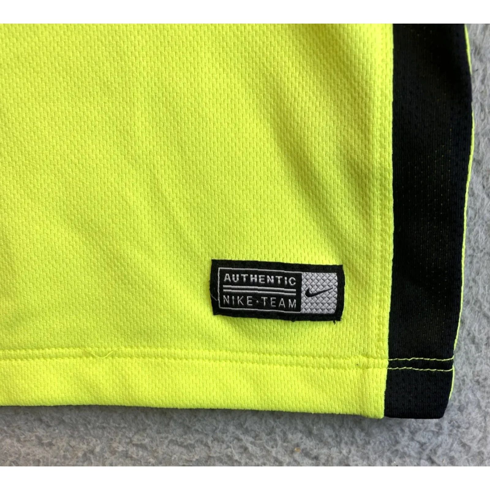 Nike Nike Dri-Fit Soccer Football Jersey Mens S Yellow Neon T-Shirt Size US S / EU 44-46 / 1 - 2 Thumbnail