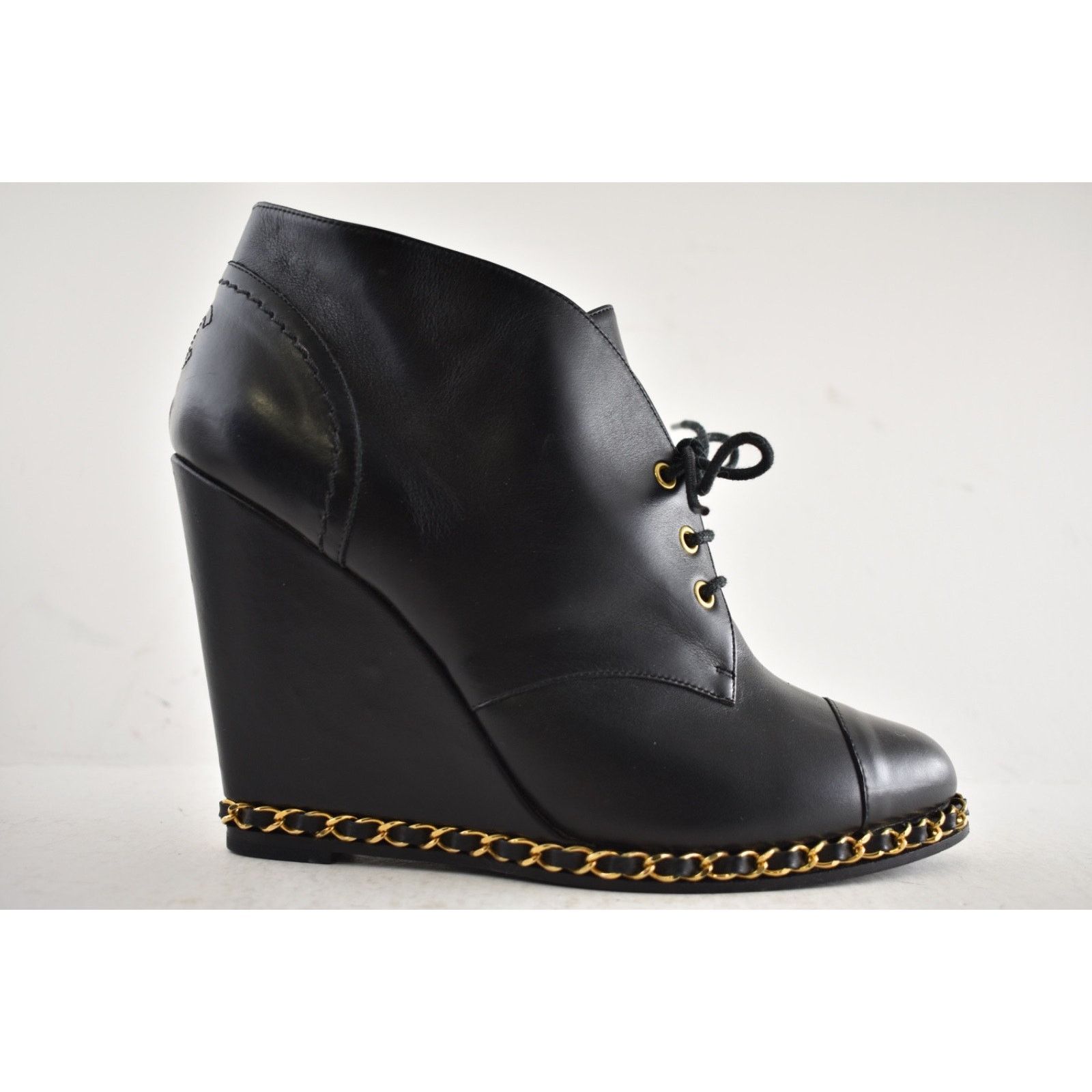 Chanel Chanel Black Leather Chain CC Lace Up Ankle Wedge Boot 38.5 Size US 8.5 / IT 38.5 - 2 Thumbnail