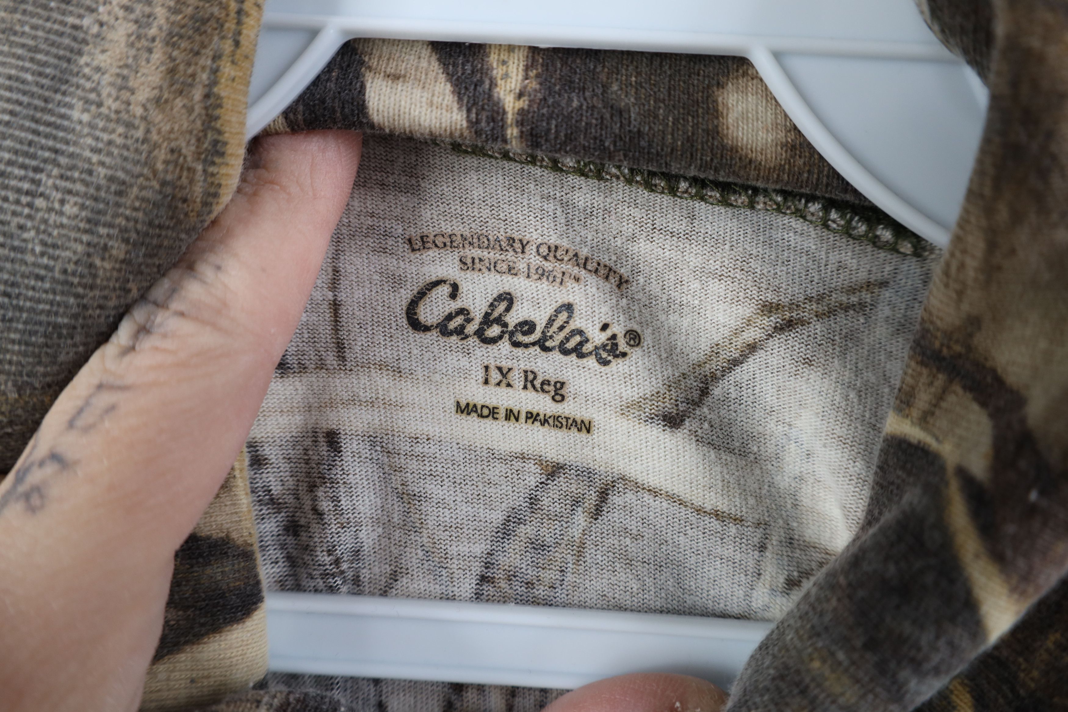 Cabelas Vintage Cabelas Camouflage Long Sleeve Turtleneck T-Shirt Size US XL / EU 56 / 4 - 8 Thumbnail