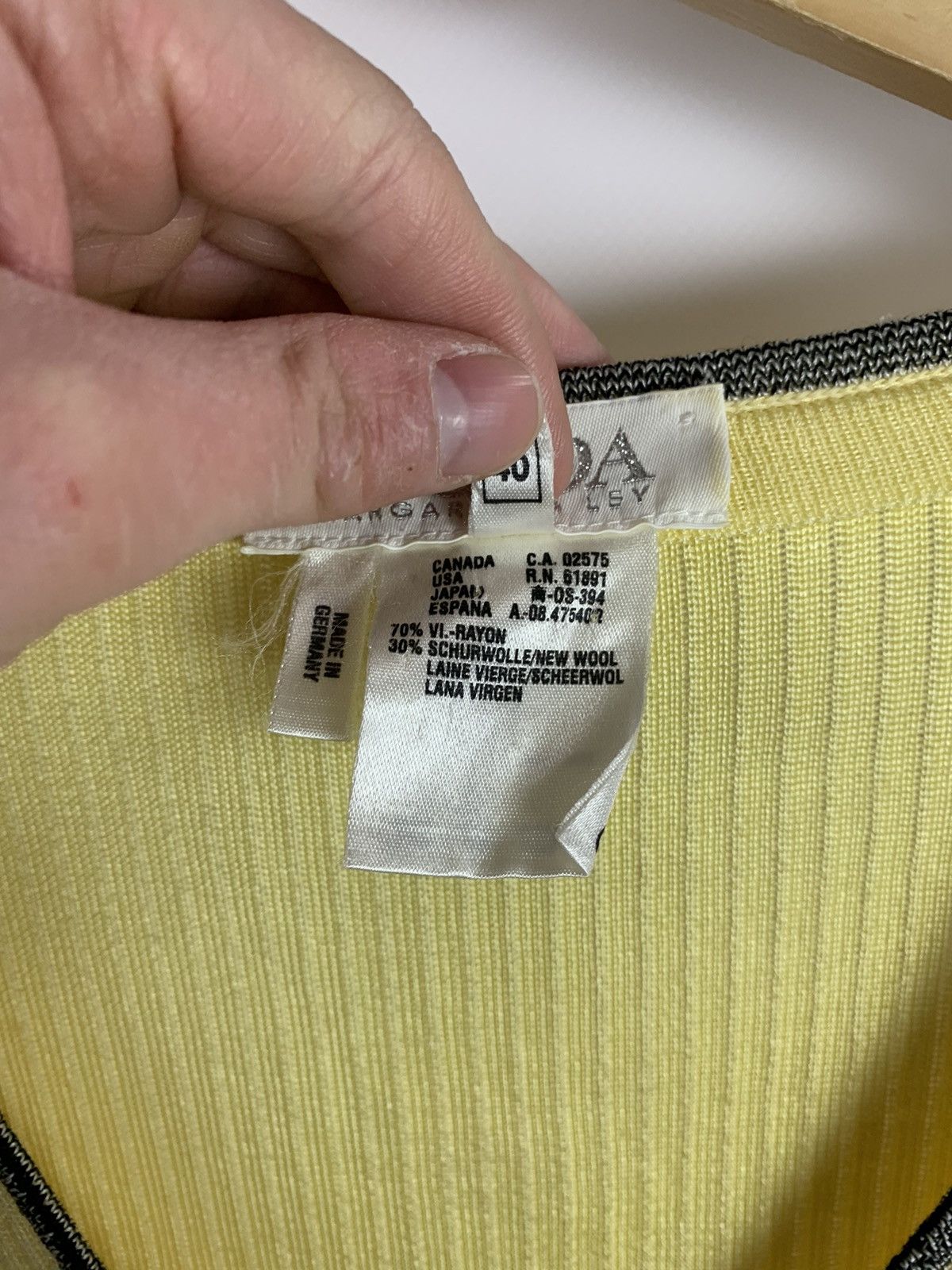 Escada Vintage Escada by Margaretha Ley Knit Heavyweight Cardigan Size S / US 4 / IT 40 - 12 Thumbnail