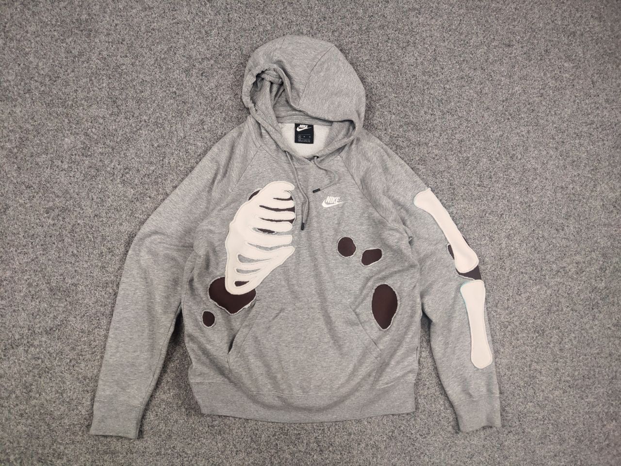 Nike Rare nike skeleton Logo vintage reworked Hoodie Y2K Style Size US S / EU 44-46 / 1 - 8 Thumbnail