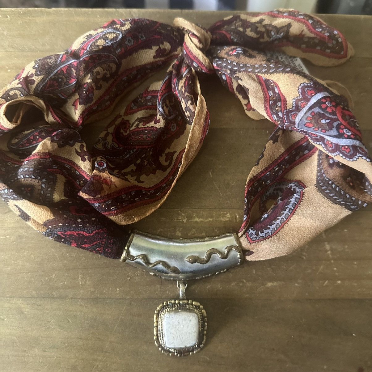 Vintage Vintage paisley silk scarf pendant necklace Size ONE SIZE - 2 Thumbnail