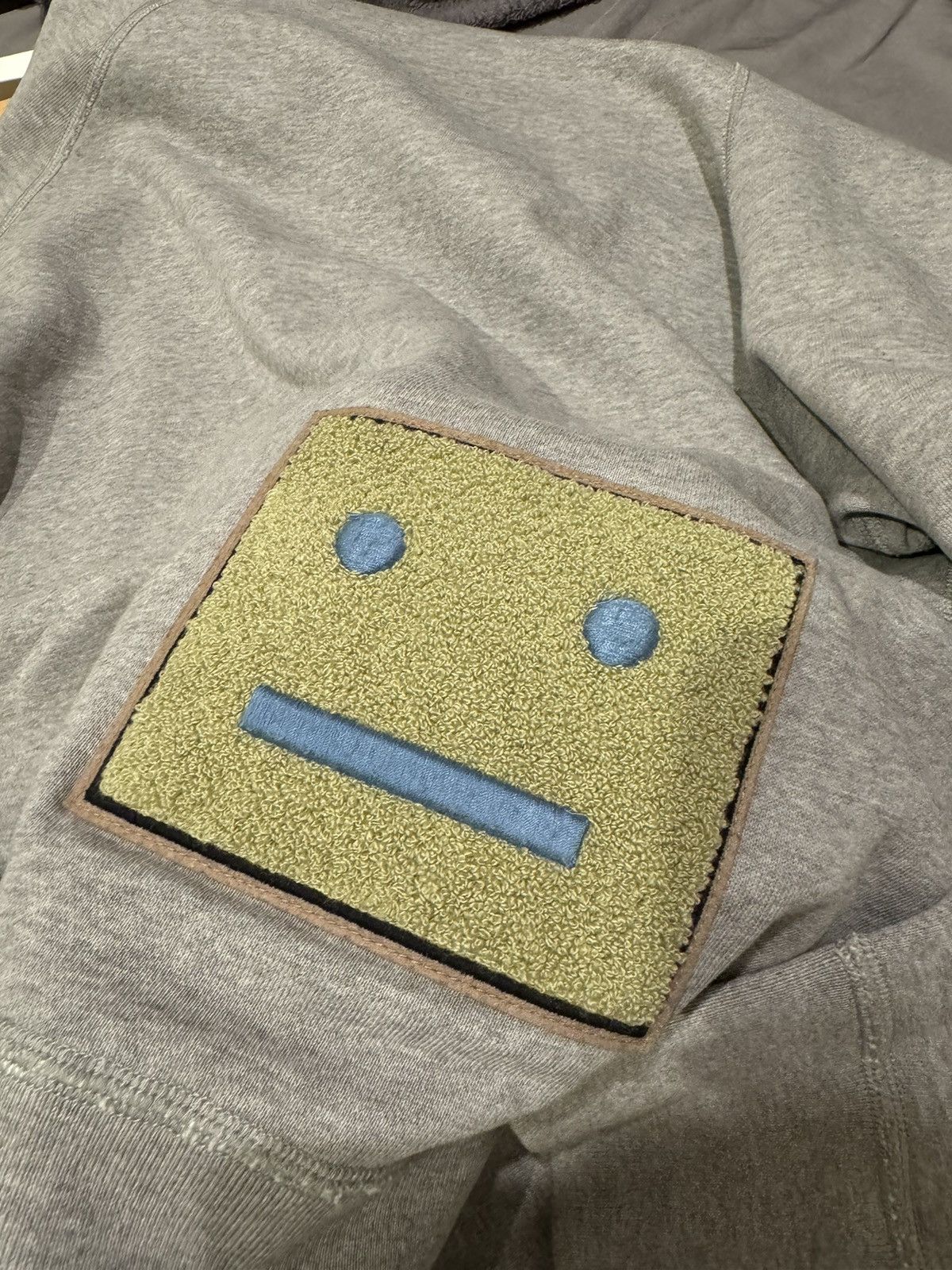 Acne Studios Acne Studio Smiley Face Patch Sweatshirt Size US S / EU 44-46 / 1 - 3 Thumbnail
