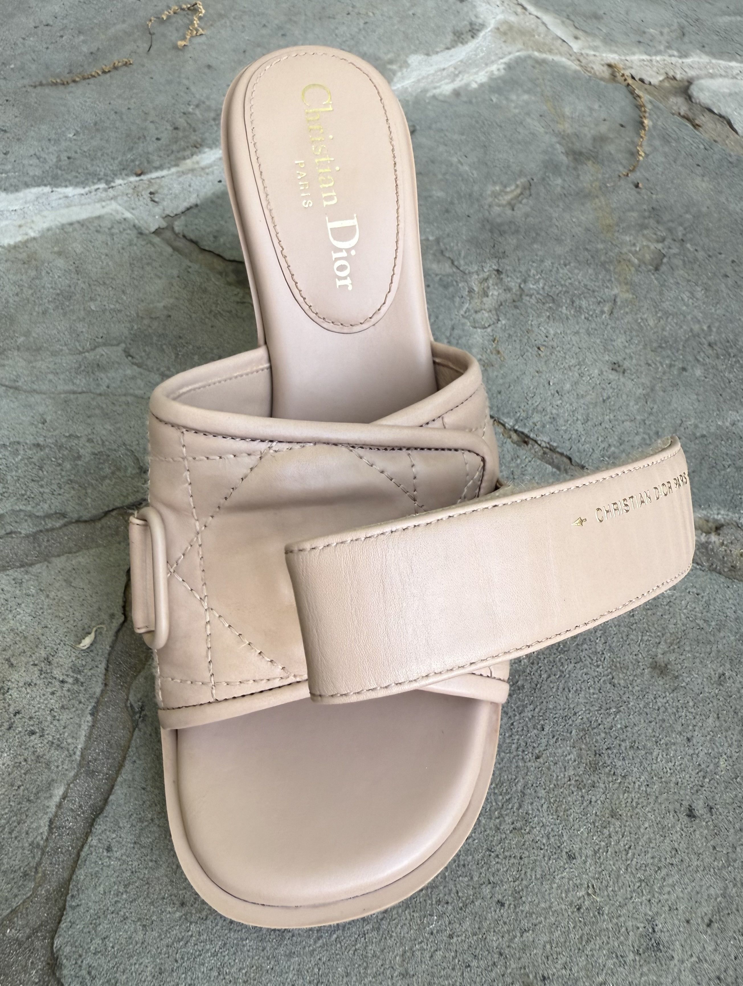 Christian Dior Monsieur Christian Dior Nude Quilted Leather Heeled Size US 7.5 / IT 37.5 - 7 Thumbnail