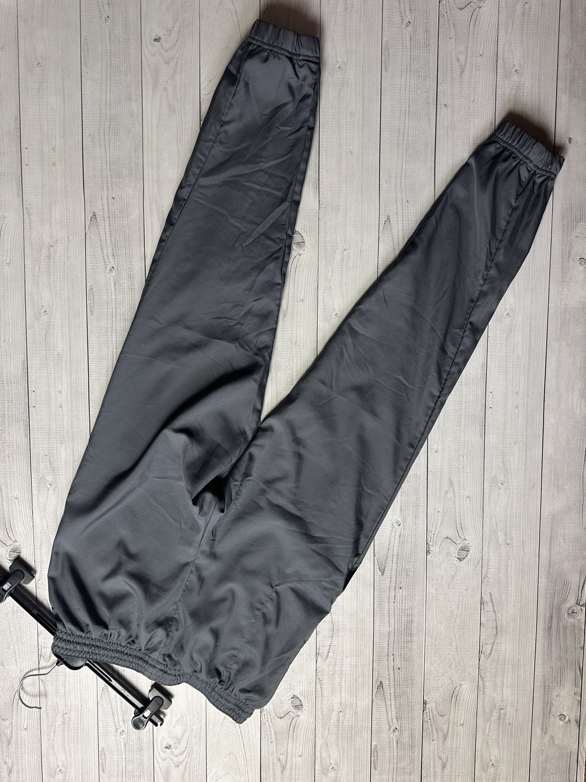 Nike Vintage Nike PSG Paris soccer joggers size S grey Size US 30 / EU 46 - 7 Thumbnail