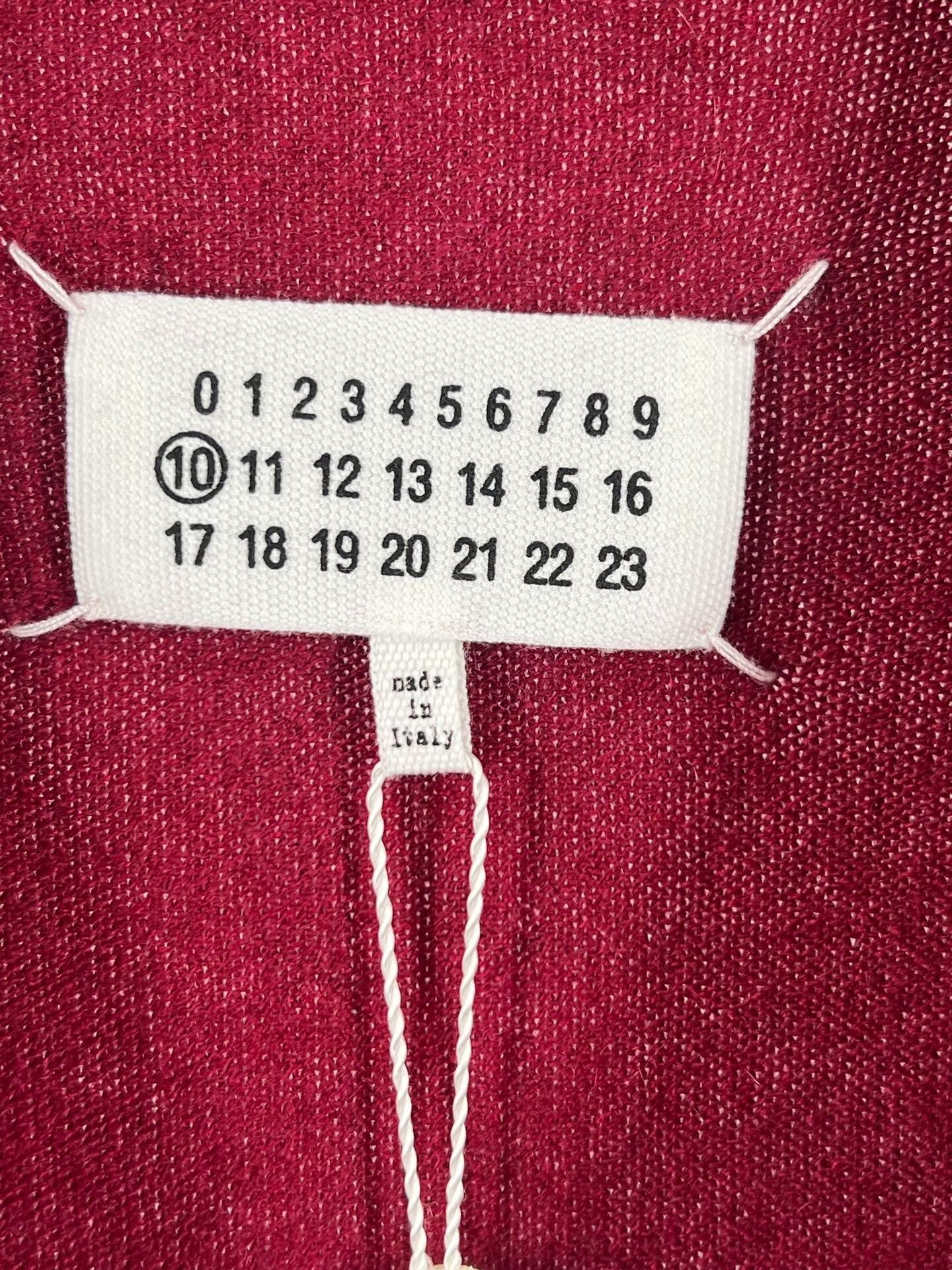 Maison Margiela Maison Margiela Men's Cardigan in Burgundy Size US M / EU 48-50 / 2 - 5 Thumbnail